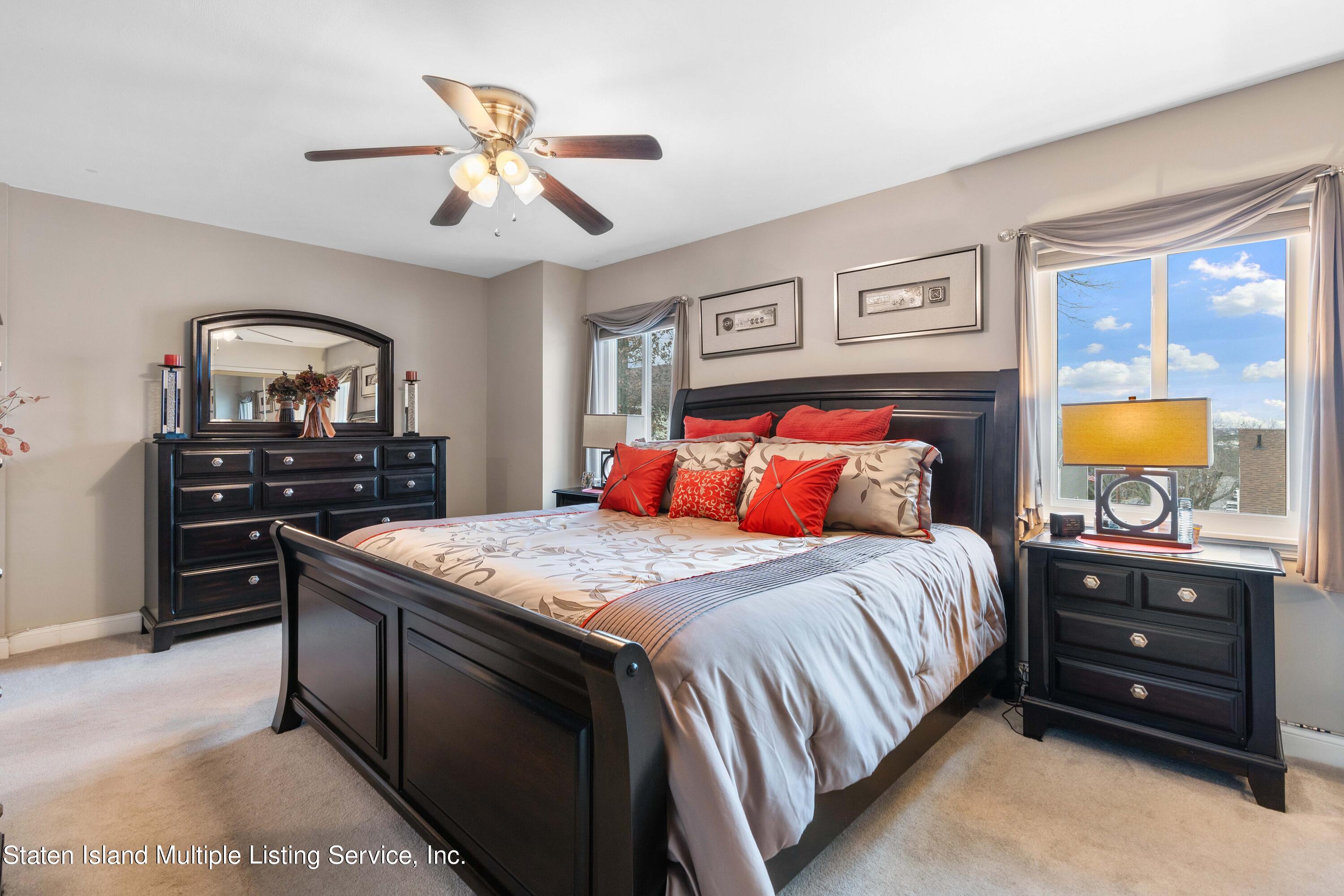 107 Redwood Loop