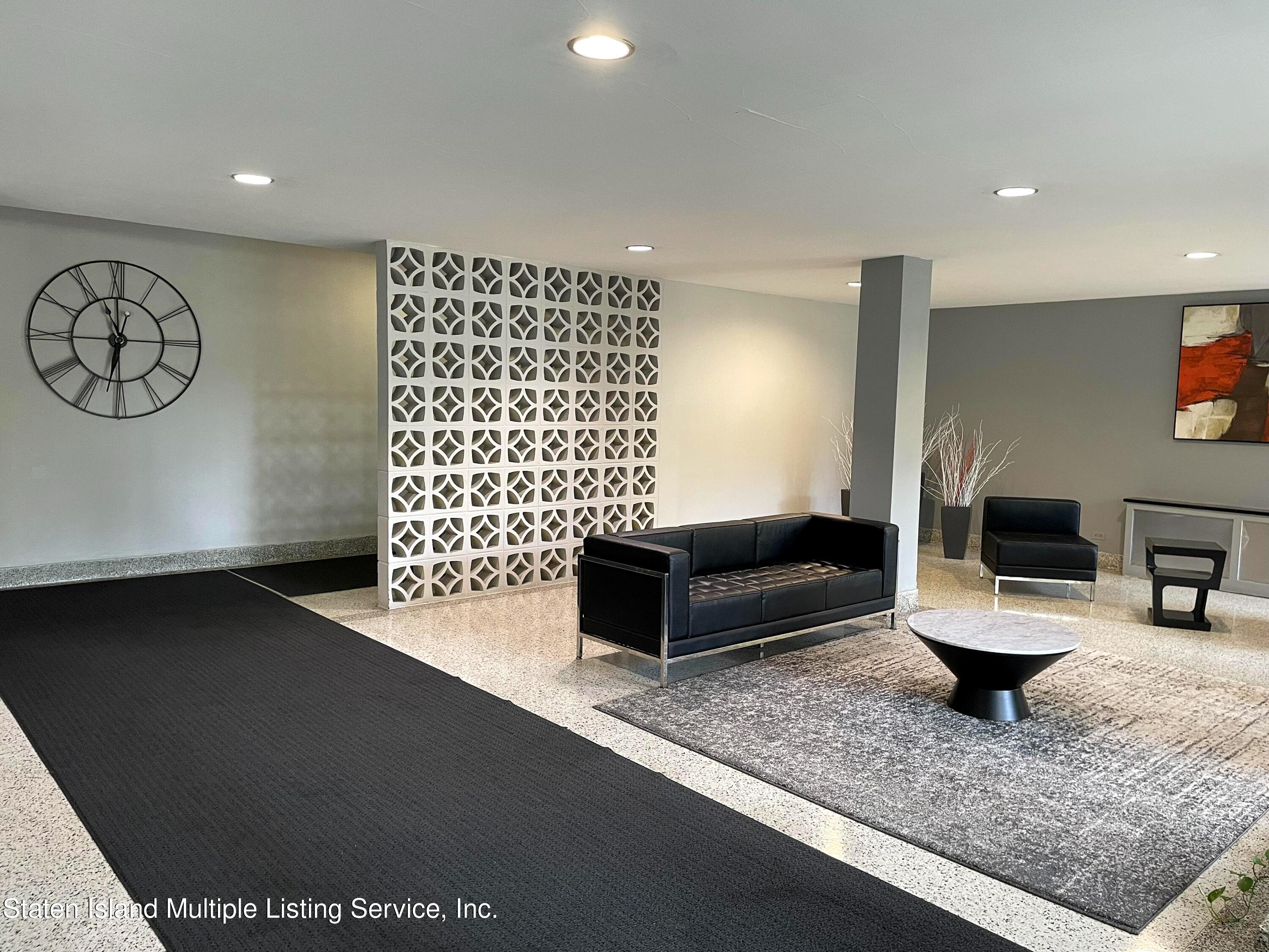350 Richmond Terrace, 6q