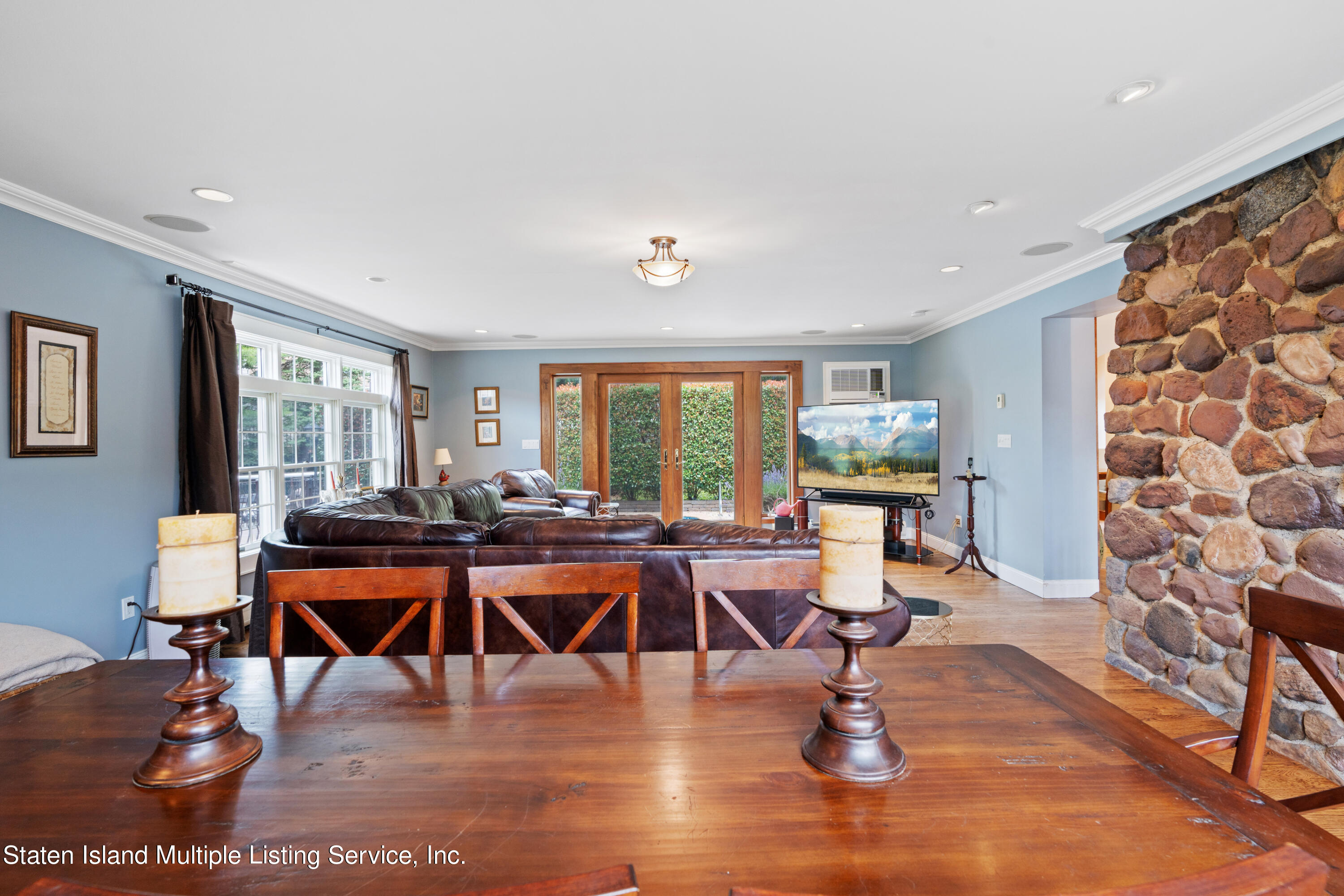 62 Reiss Lane