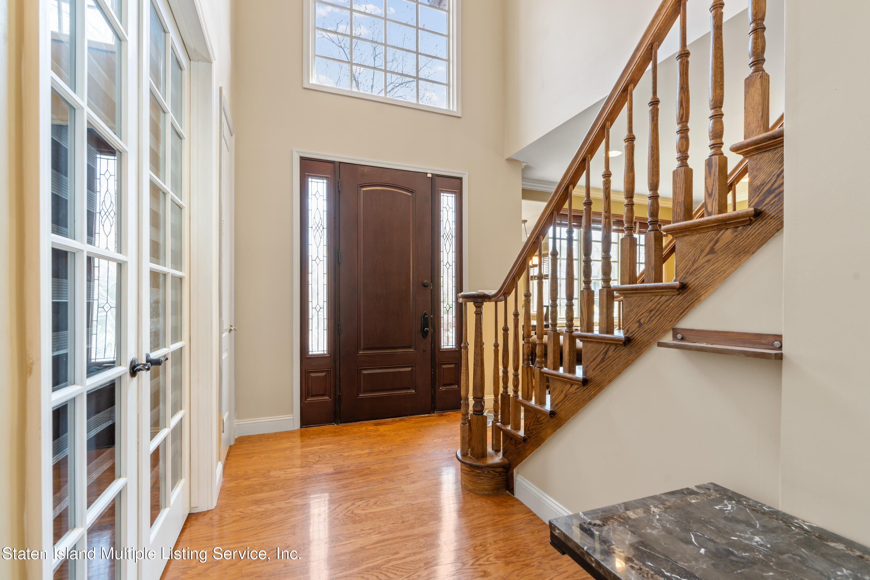 736 Davis Avenue