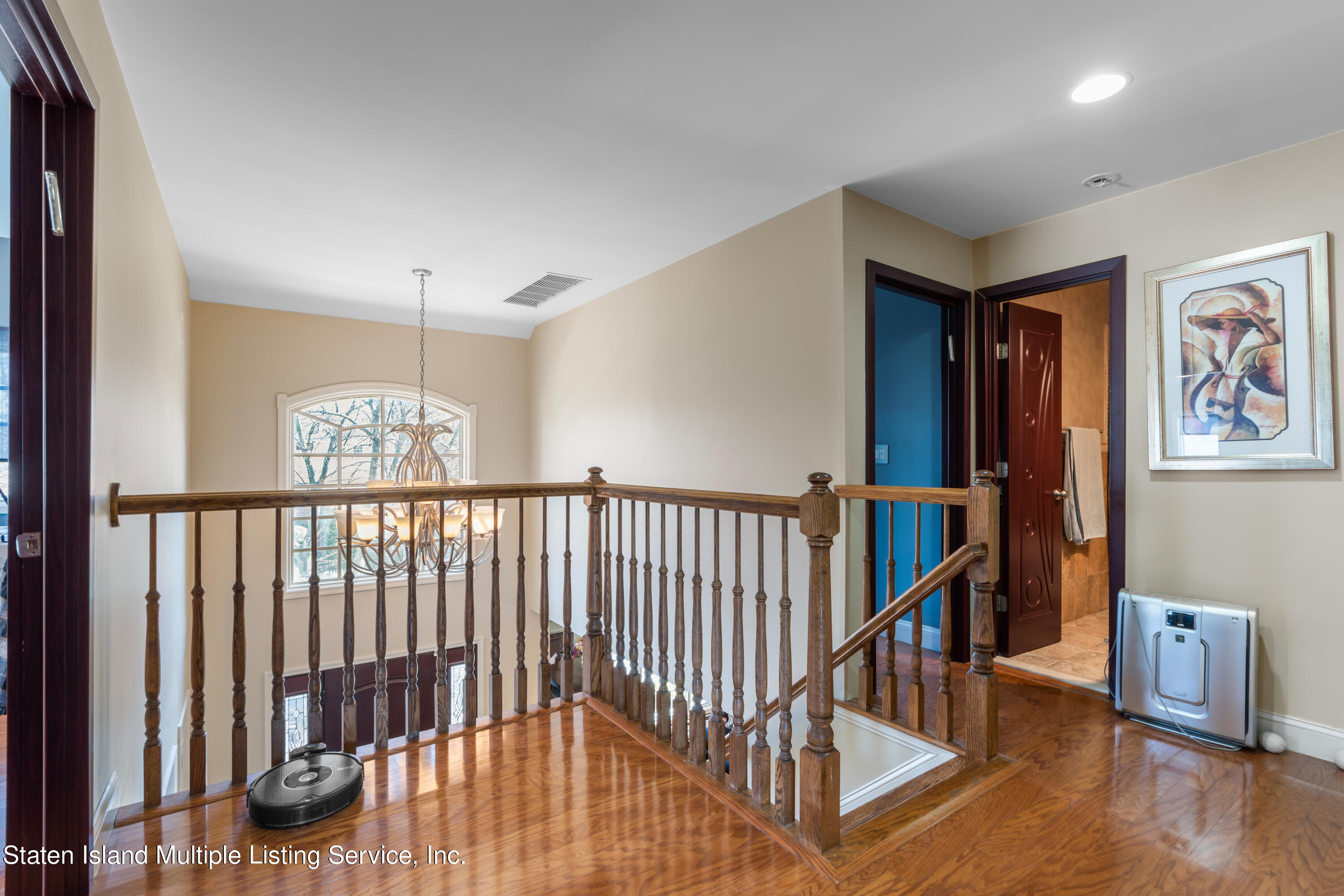 736 Davis Avenue