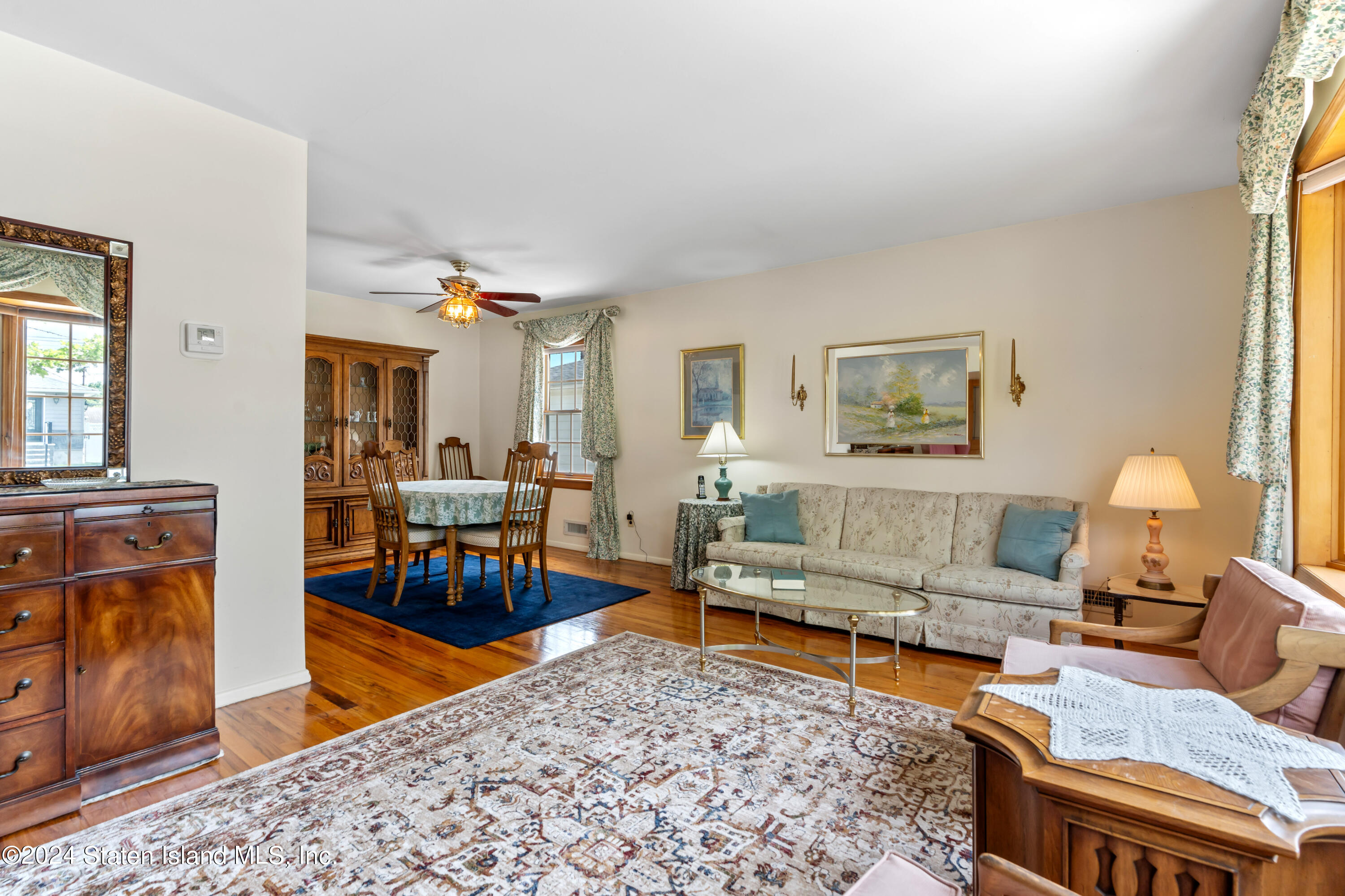 43 West Cedarview Avenue