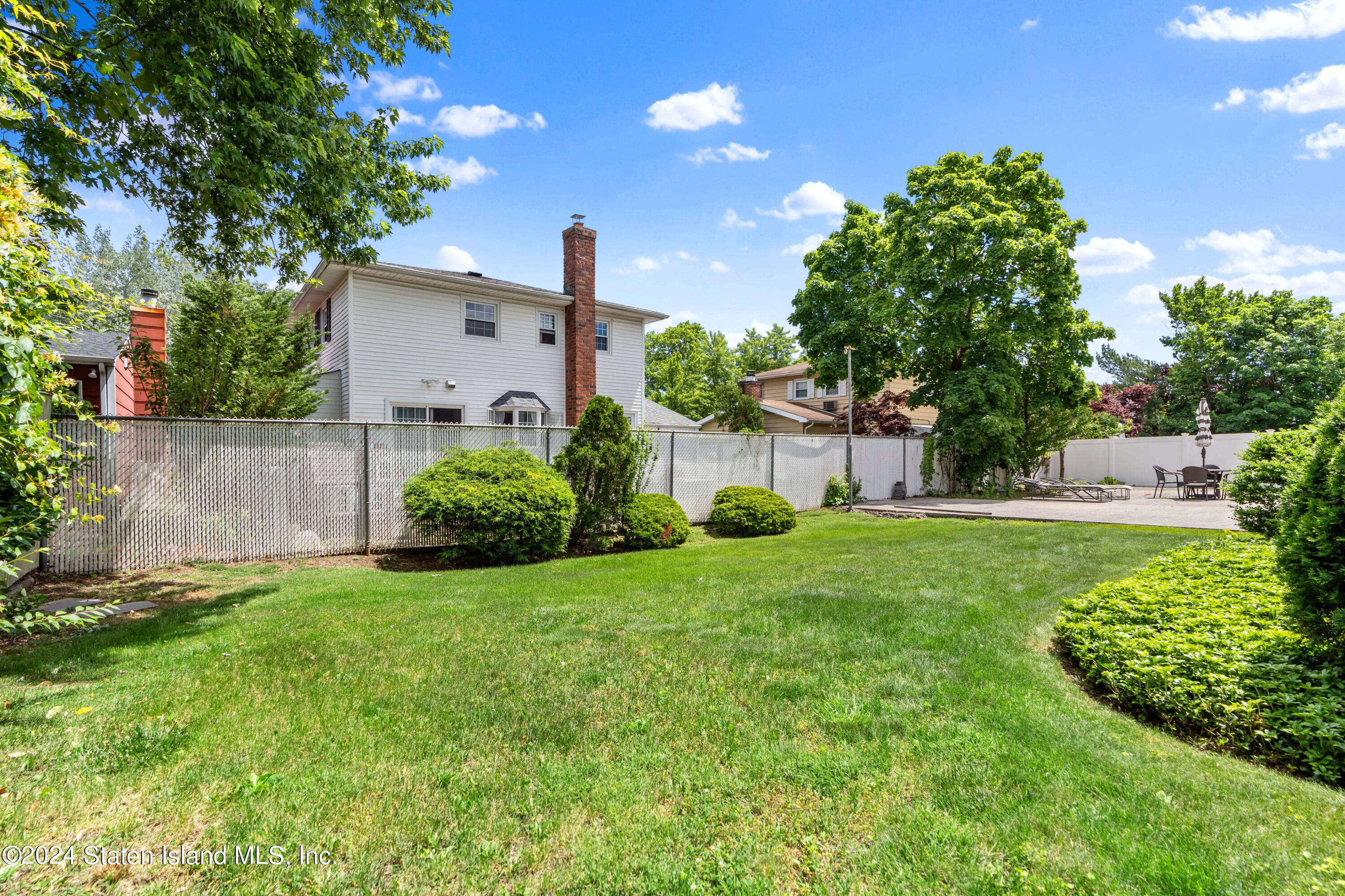 43 West Cedarview Avenue
