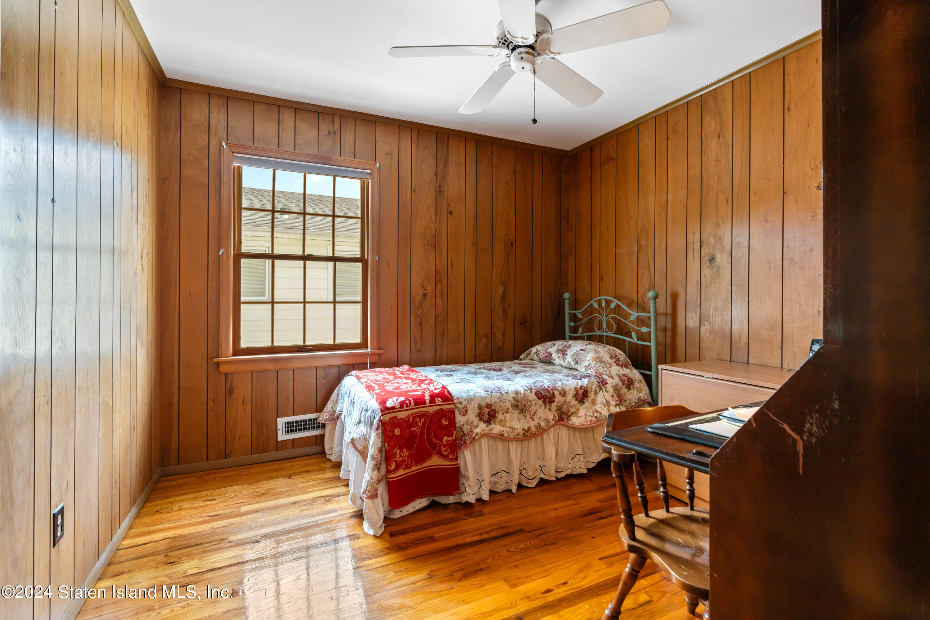43 West Cedarview Avenue