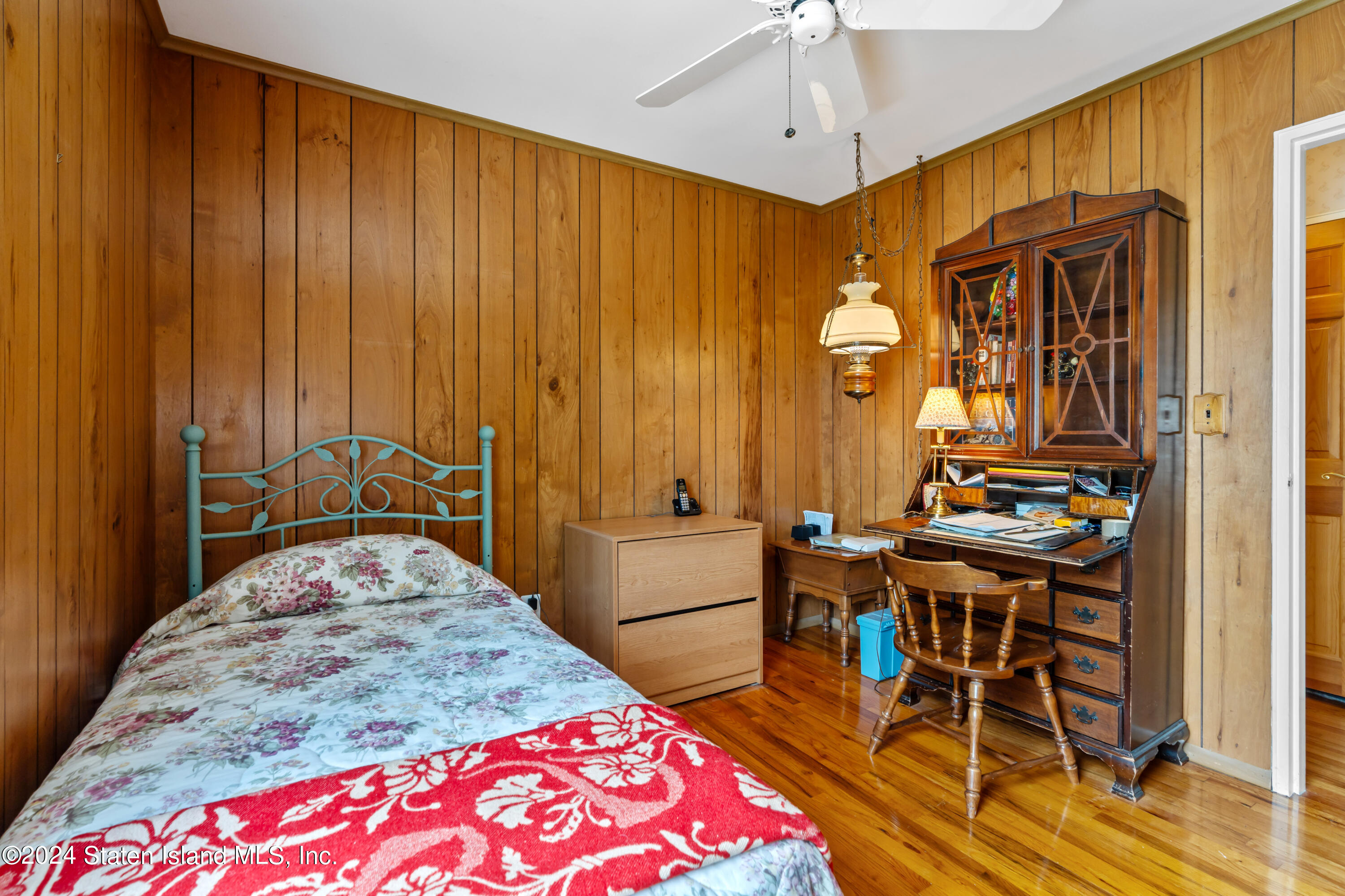 43 West Cedarview Avenue