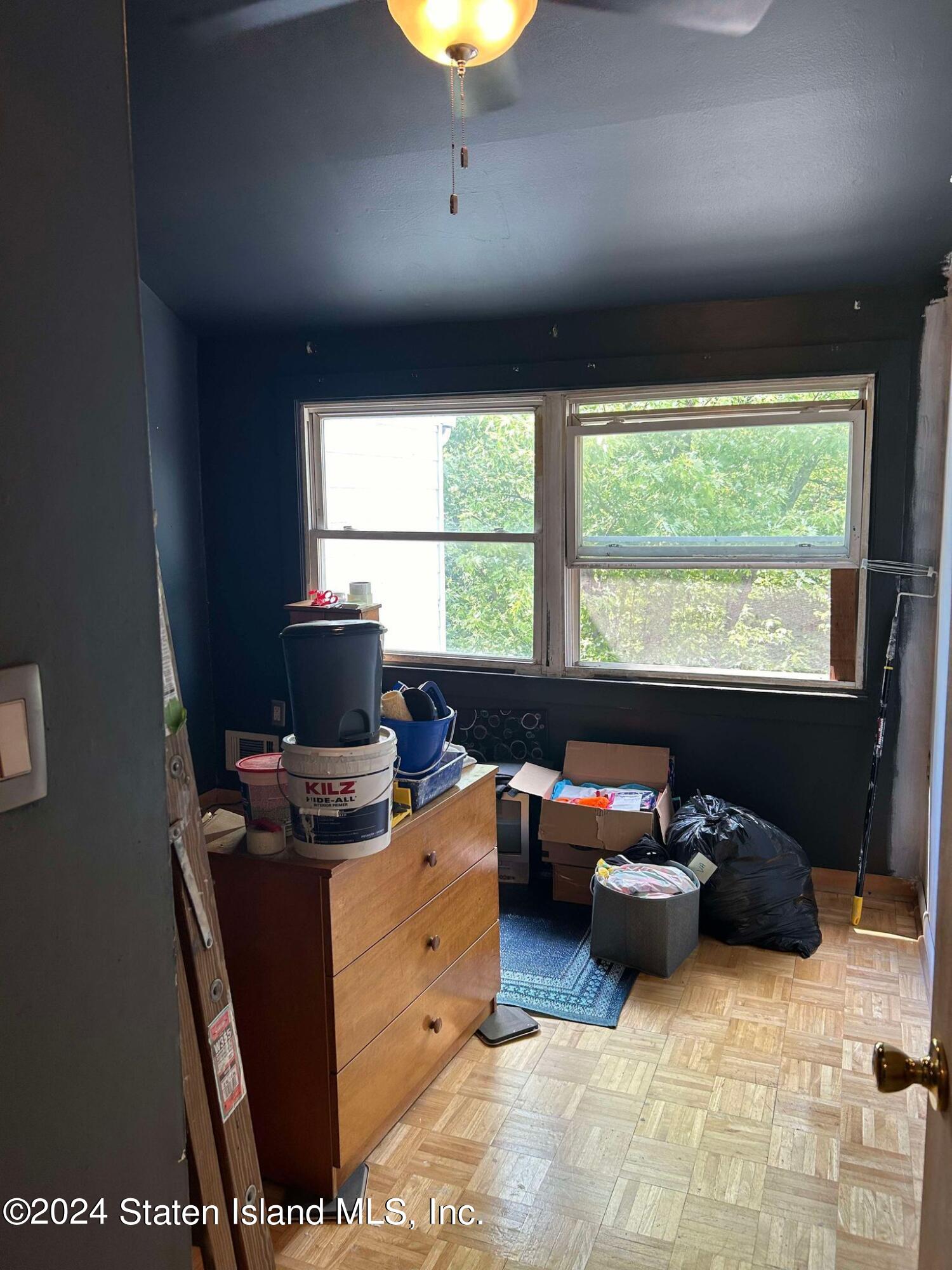 211 Dover Green
