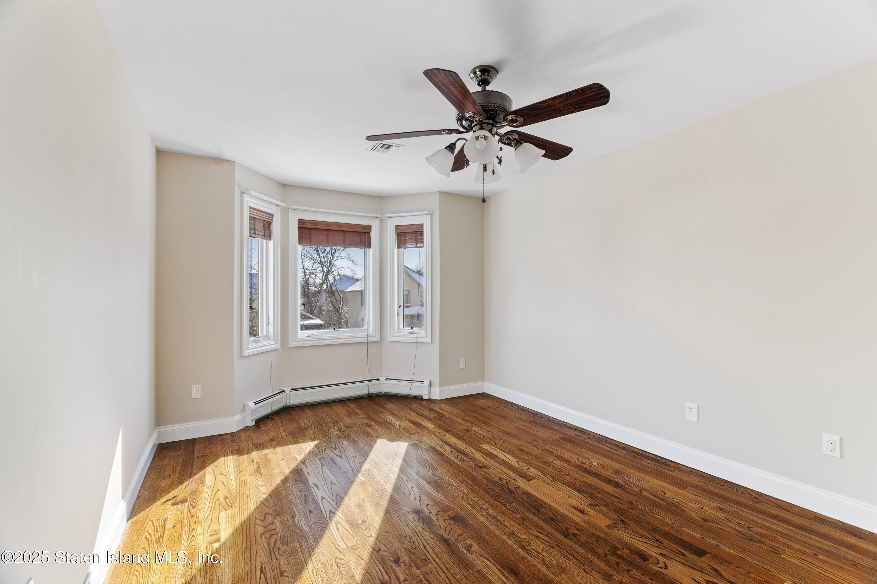 55 Tenafly Place