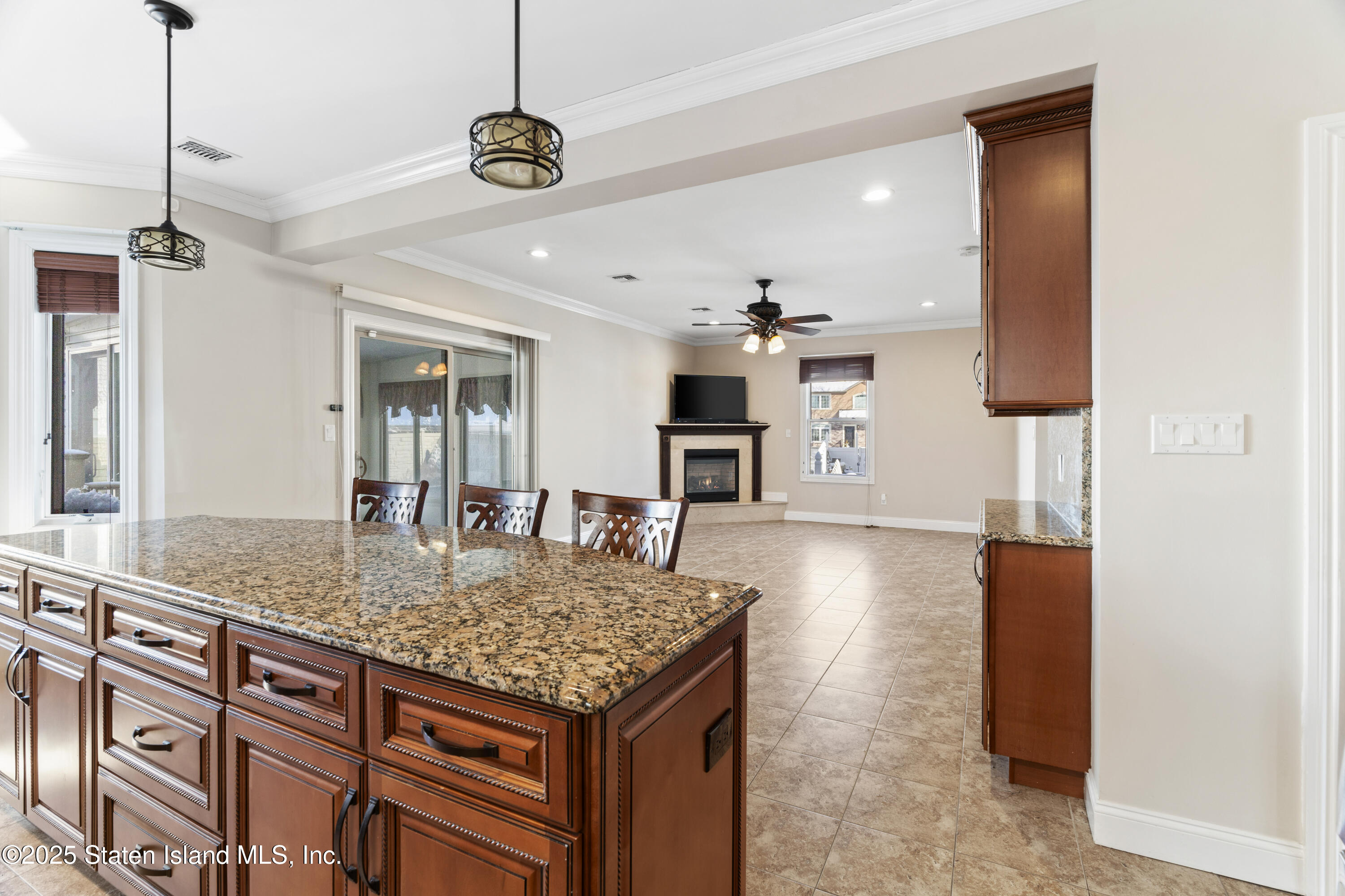 55 Tenafly Place