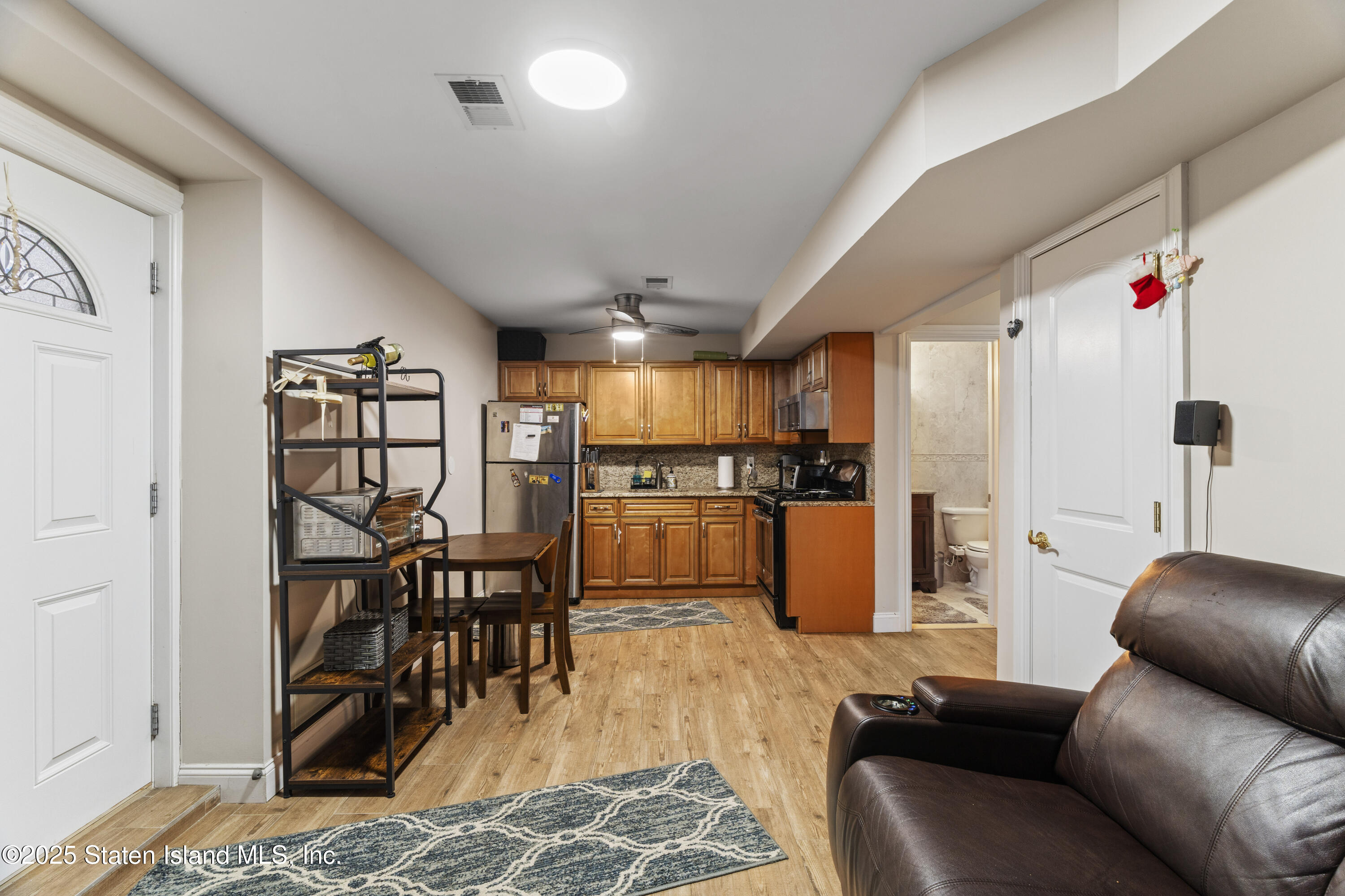55 Tenafly Place