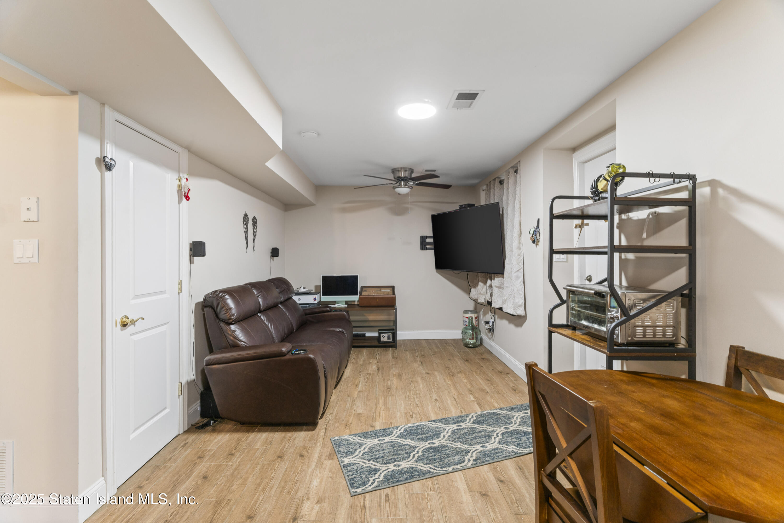 55 Tenafly Place