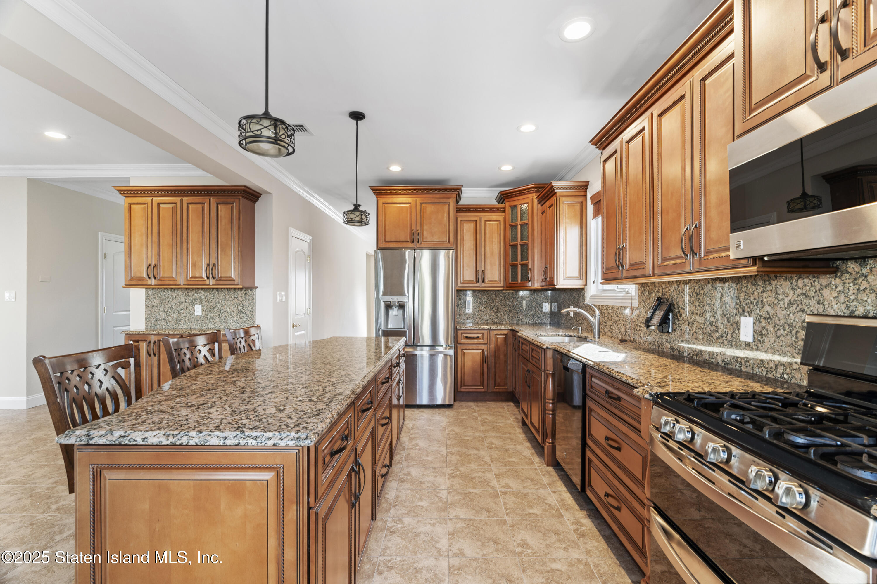 55 Tenafly Place