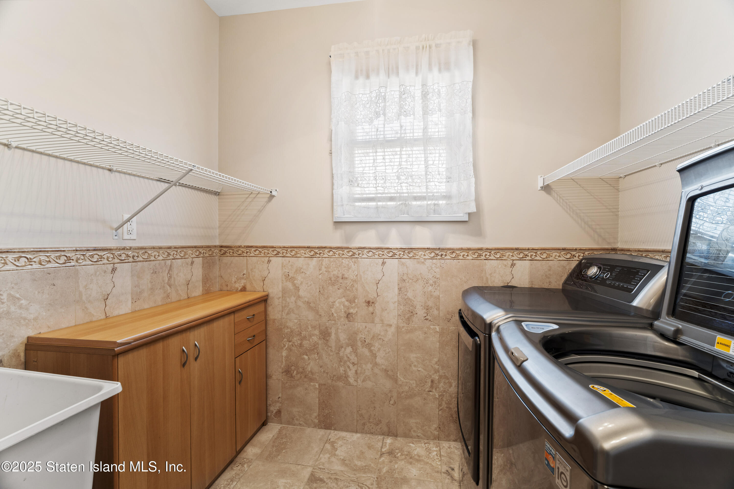55 Tenafly Place