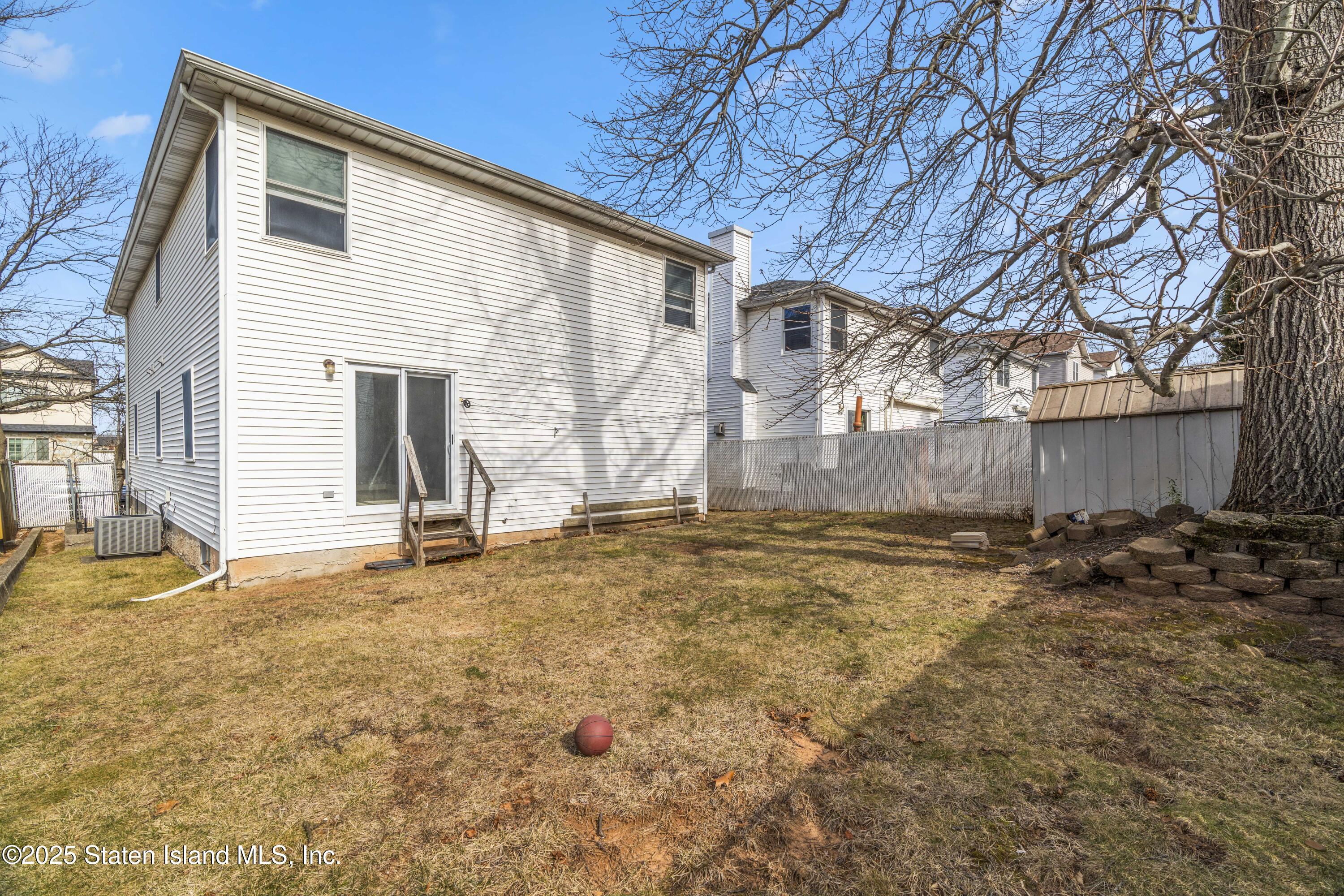 18 Serrell Avenue