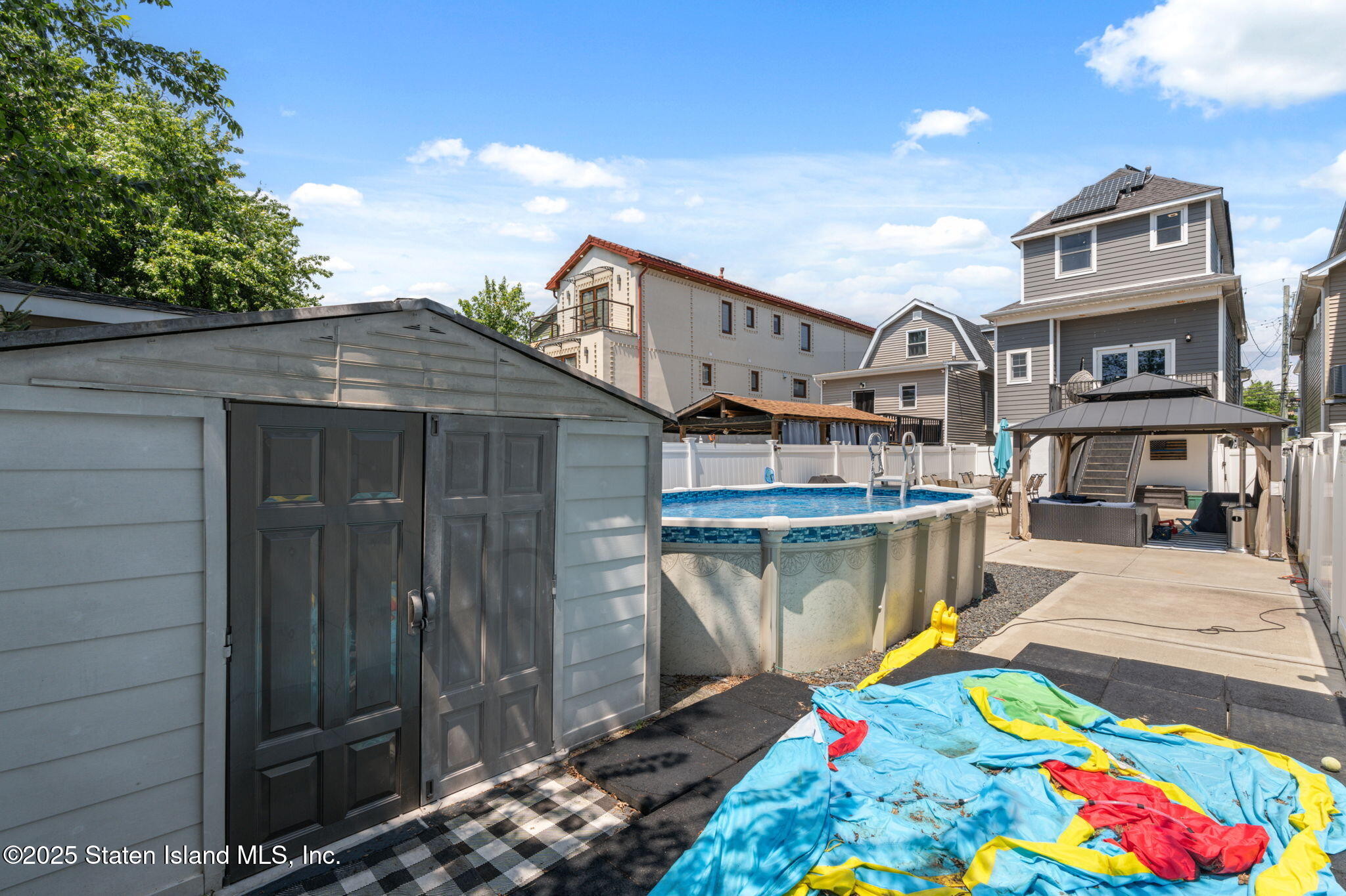 198 Wiman Avenue