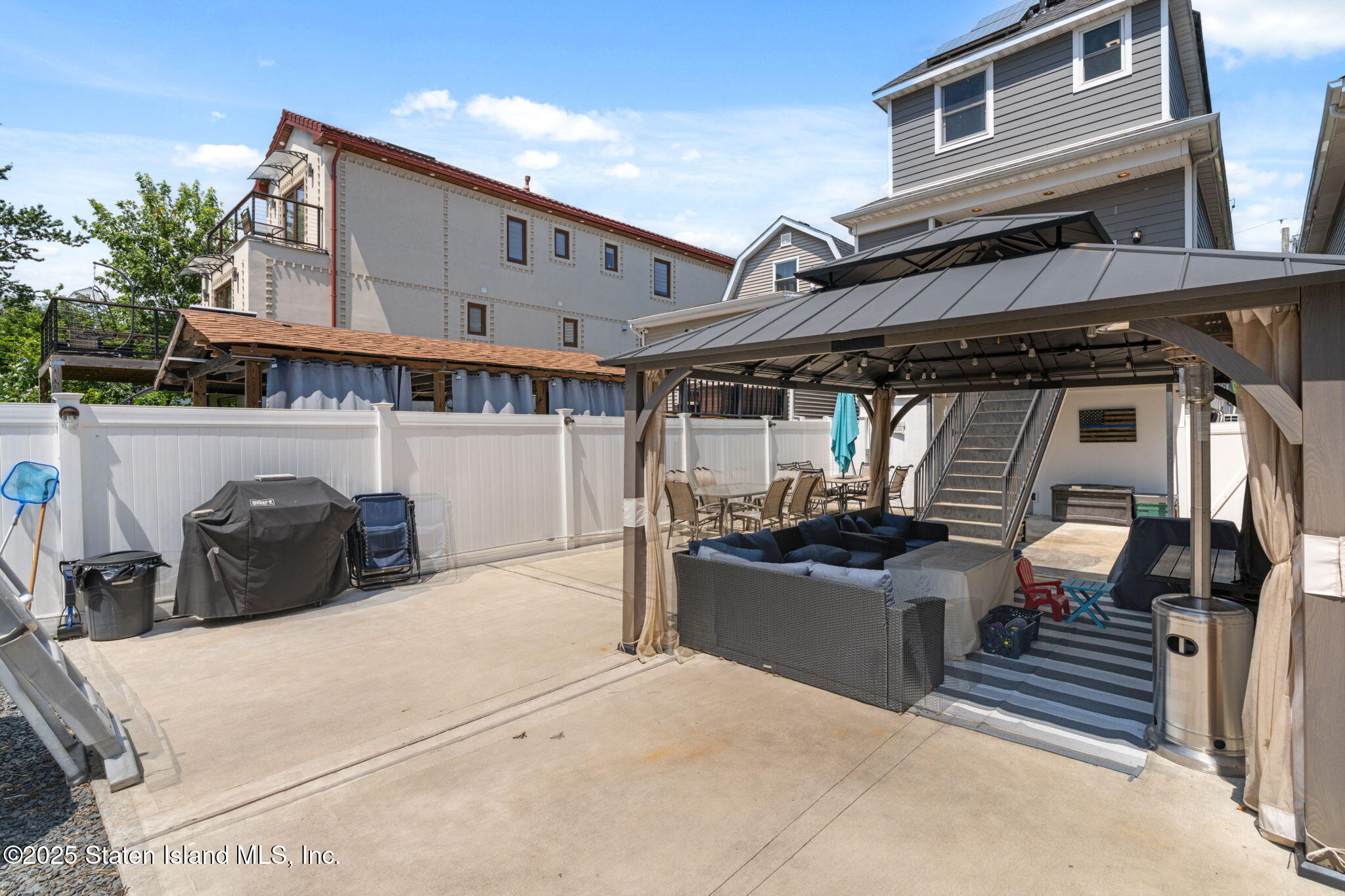 198 Wiman Avenue