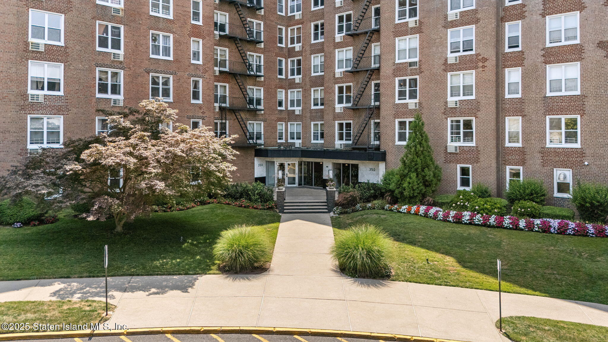 350 Richmond Terrace, 1h
