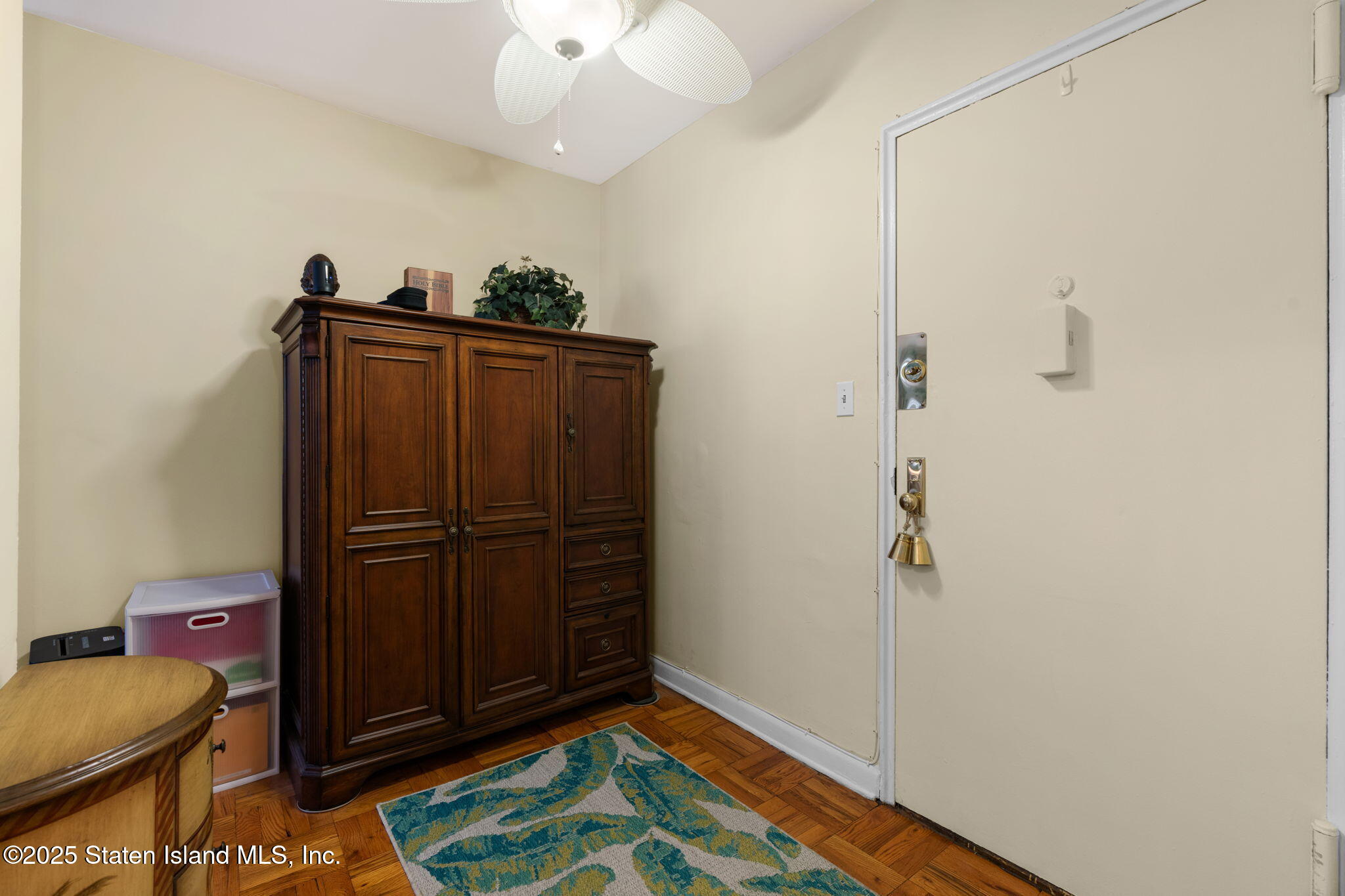 350 Richmond Terrace, 1h