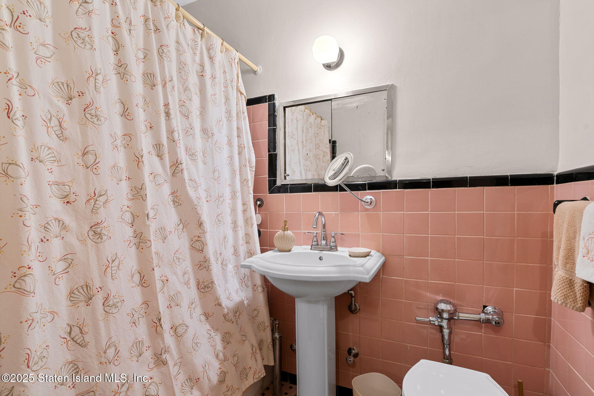 350 Richmond Terrace, 1h