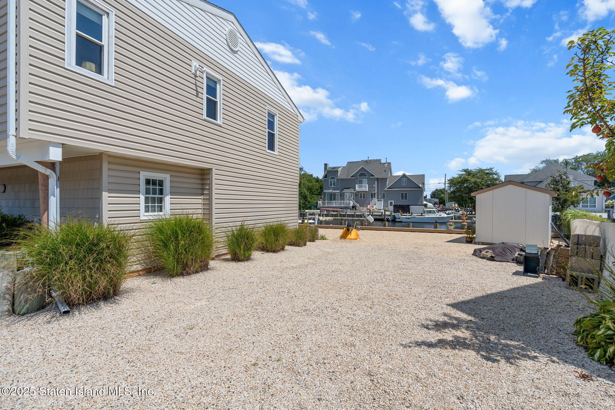 1011 Neosho Drive