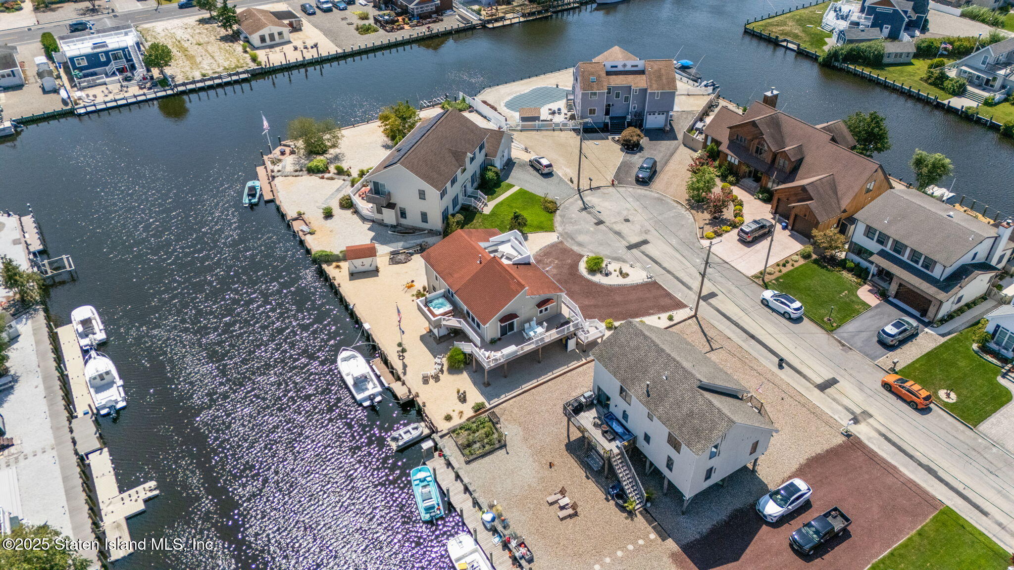 1011 Neosho Drive