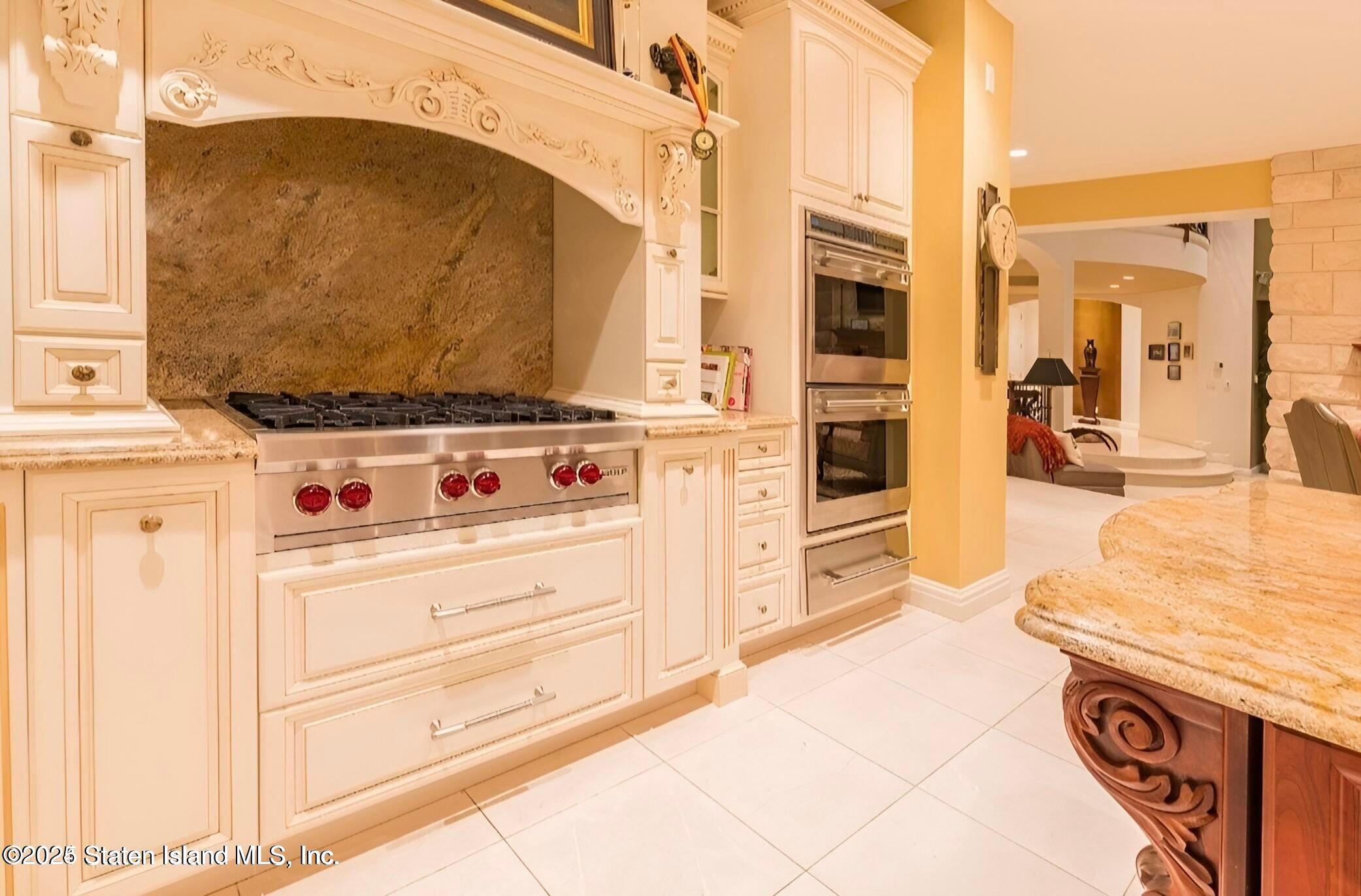 14 Ottavio Promenade