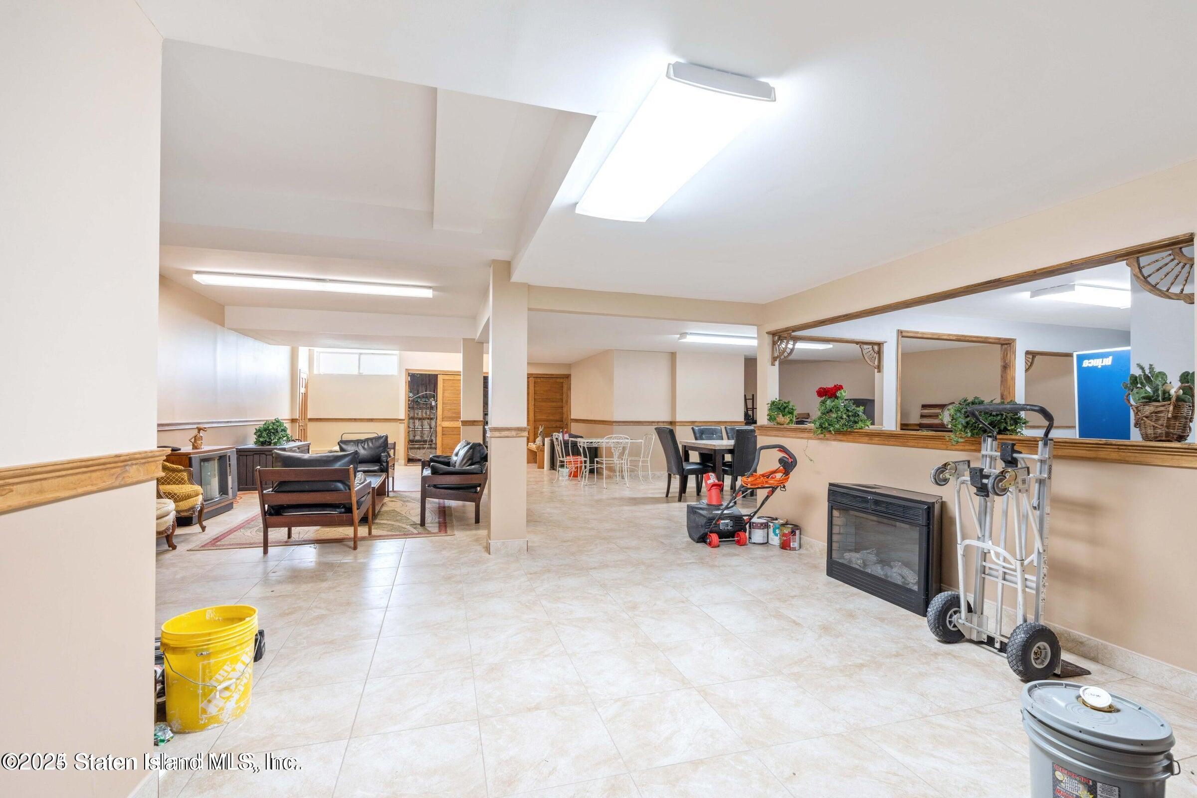 14 Ottavio Promenade