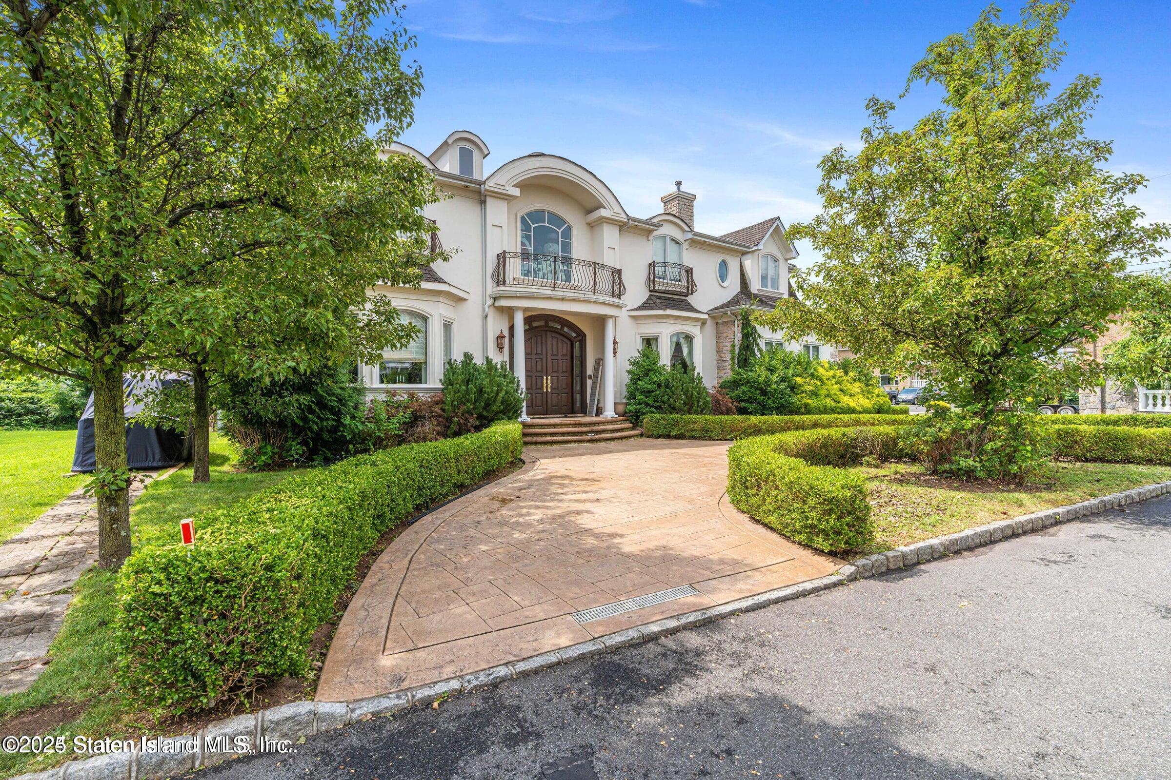 14 Ottavio Promenade