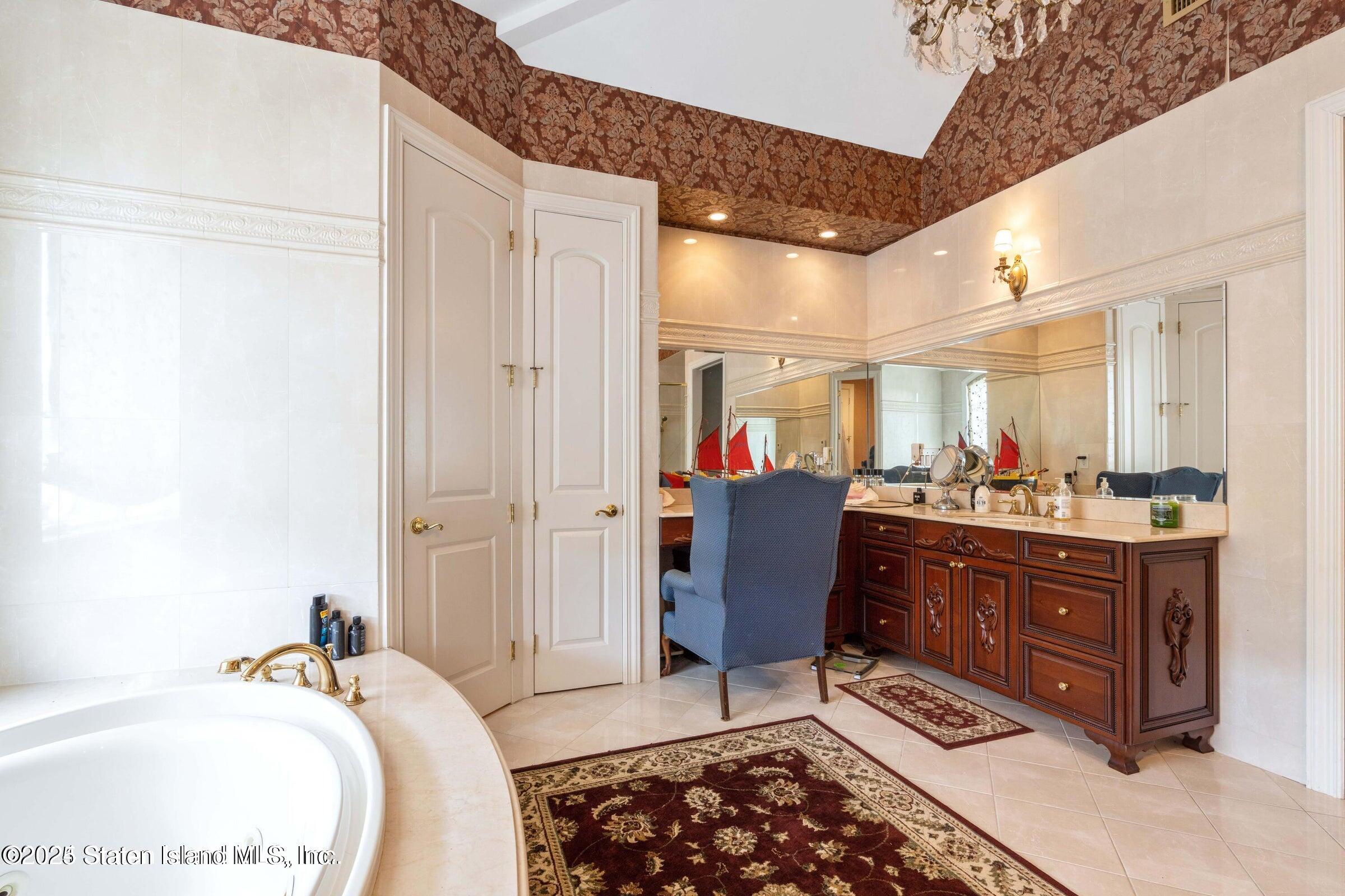 14 Ottavio Promenade