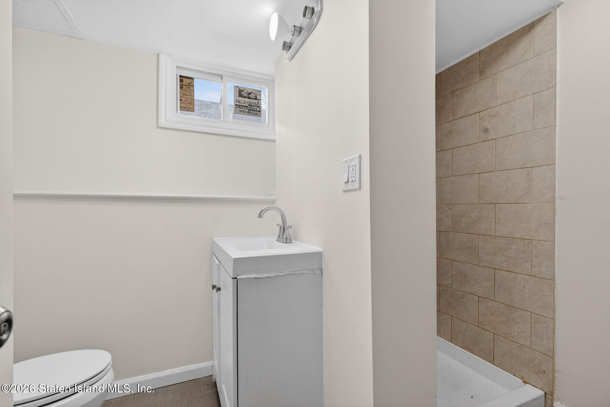 3542 Richmond Avenue