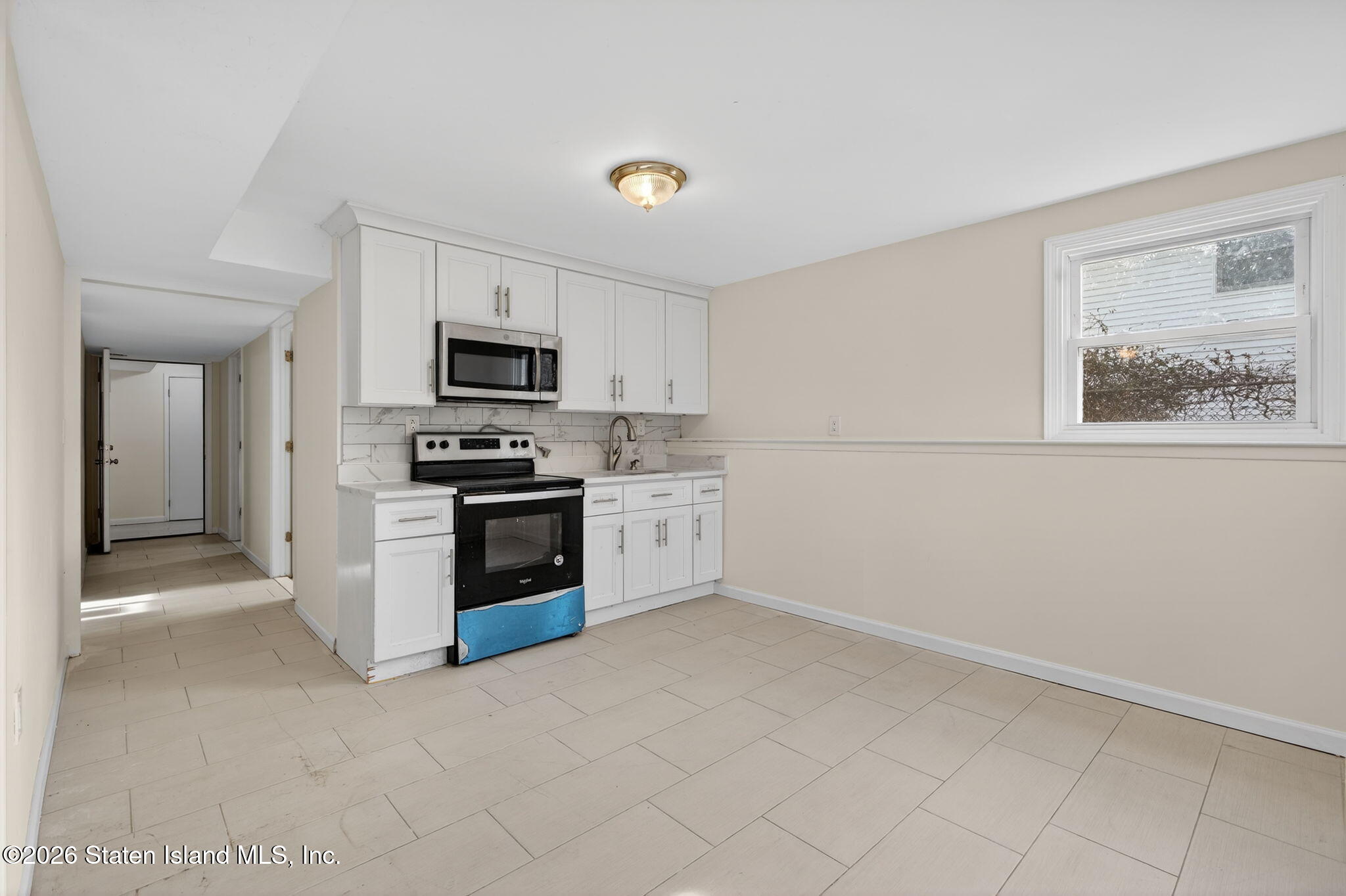 3542 Richmond Avenue