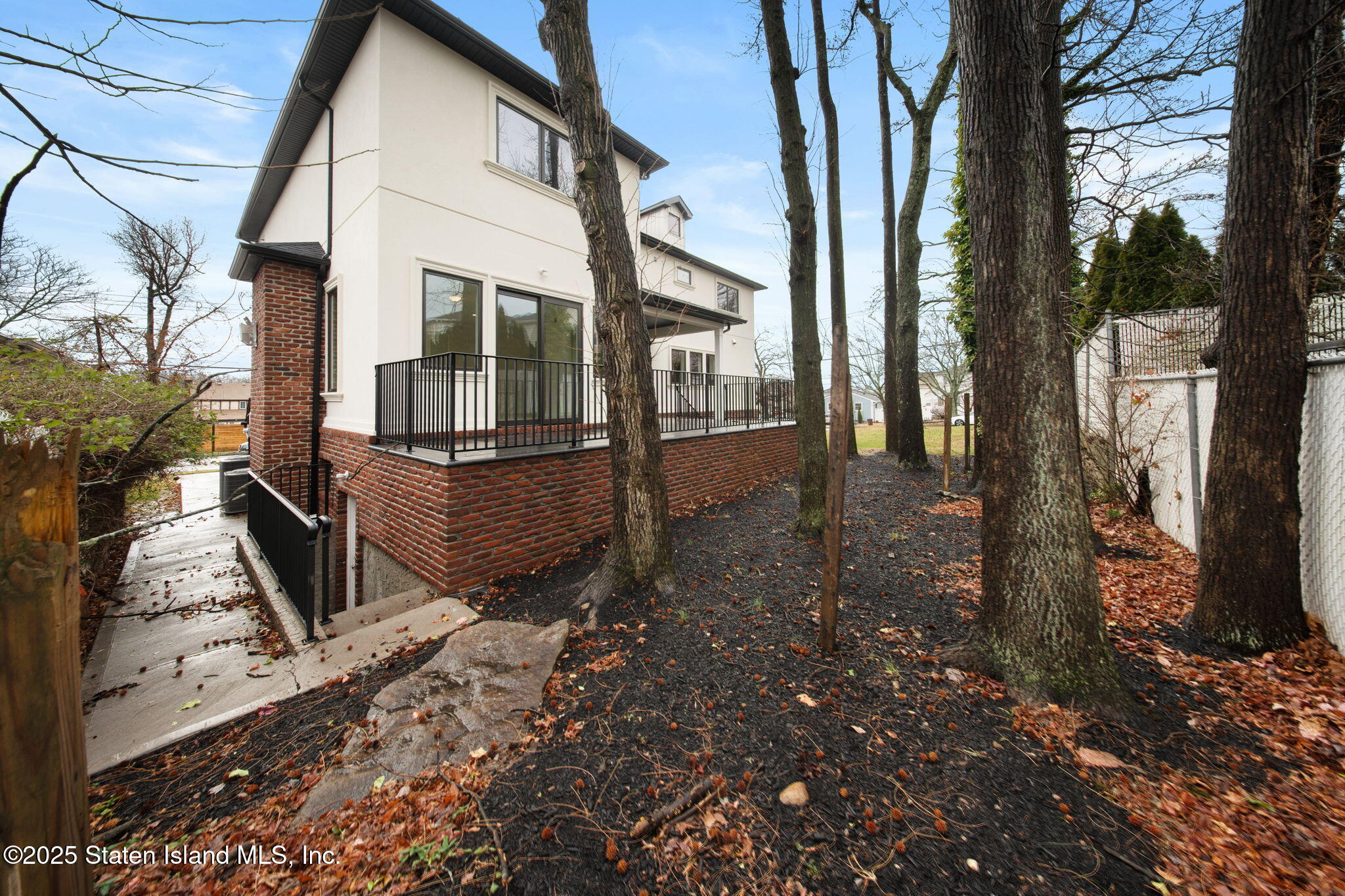 69 Elmbank Street