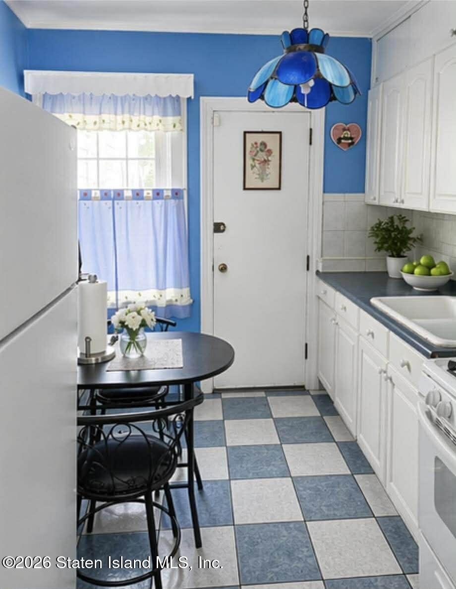 9459 Plattwood Avenue