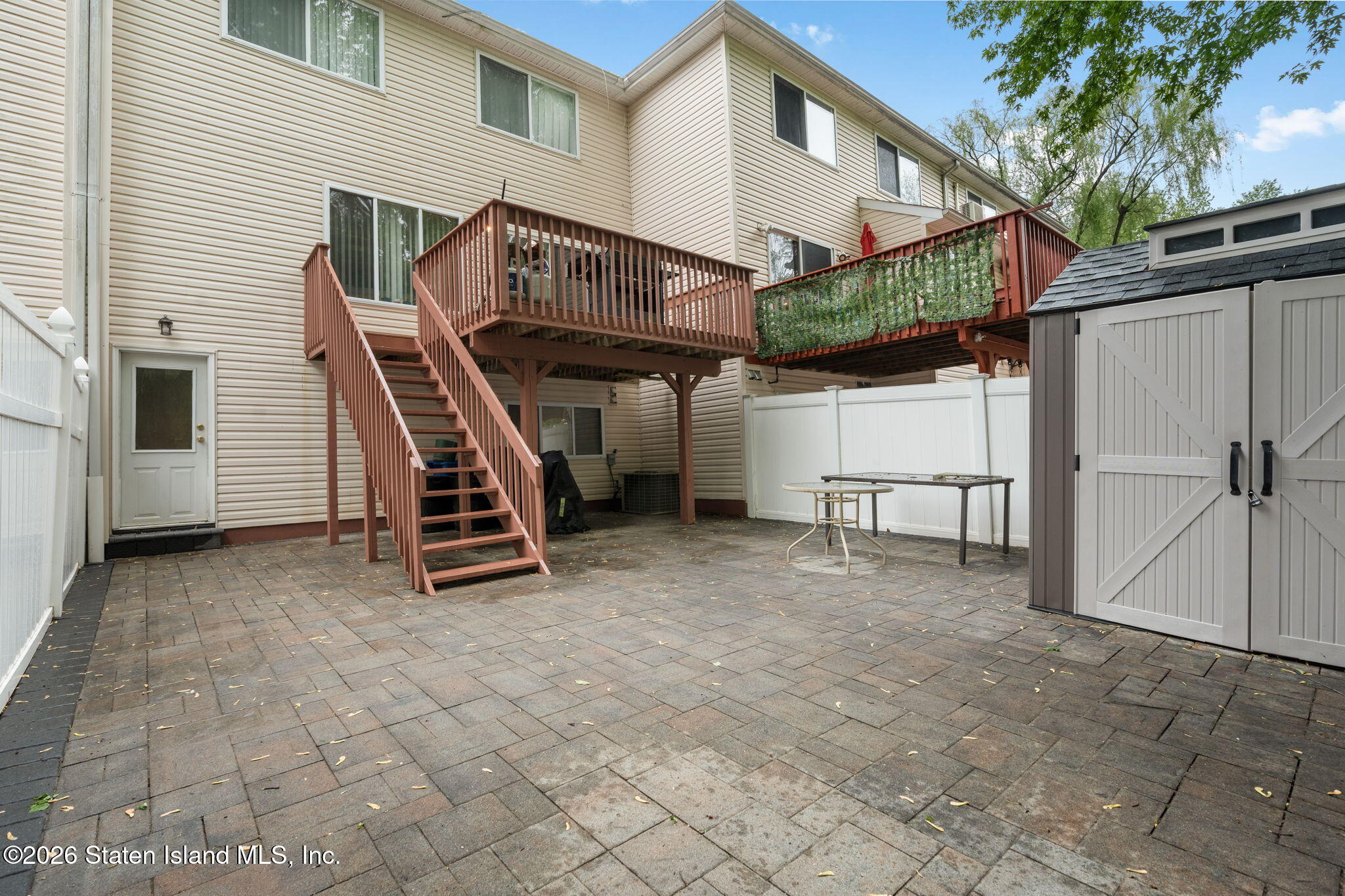 1319 Rockland Avenue