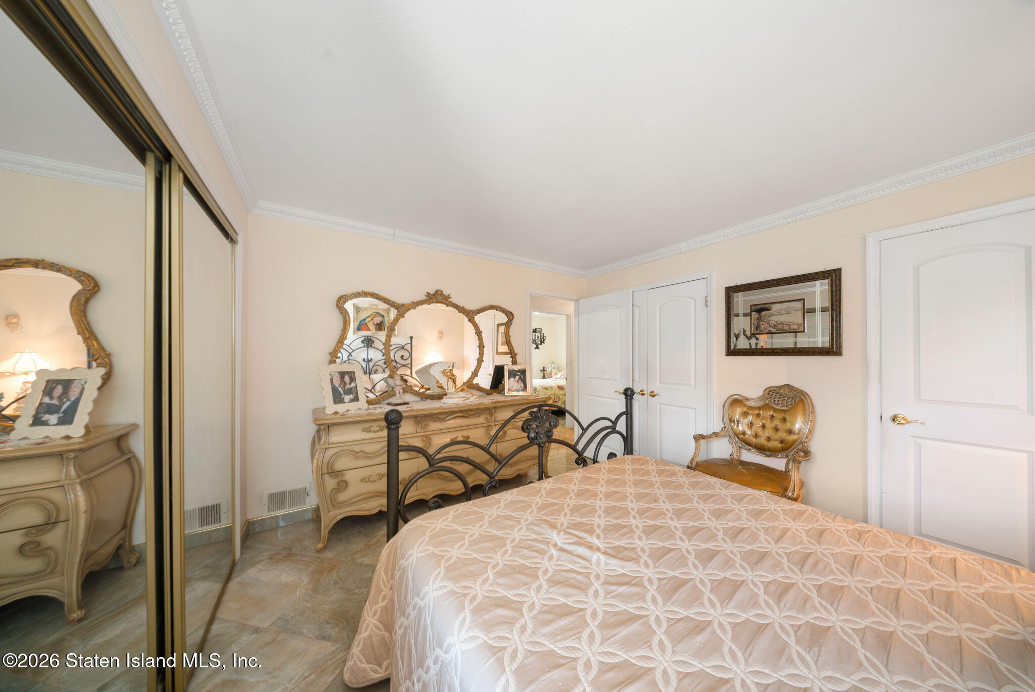 599 Foster Road