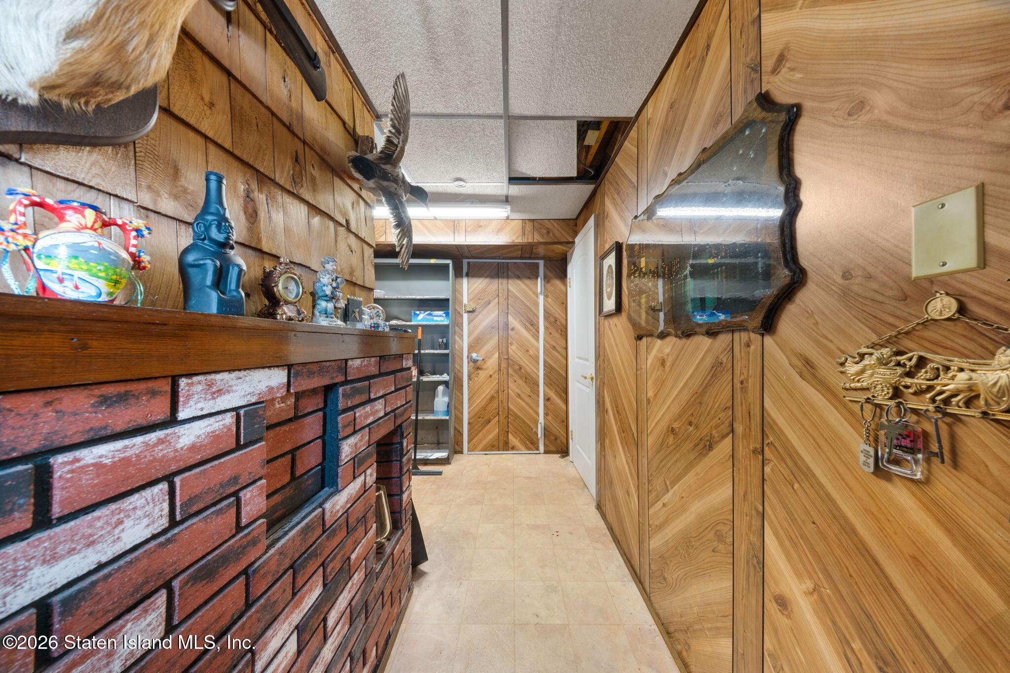 599 Foster Road