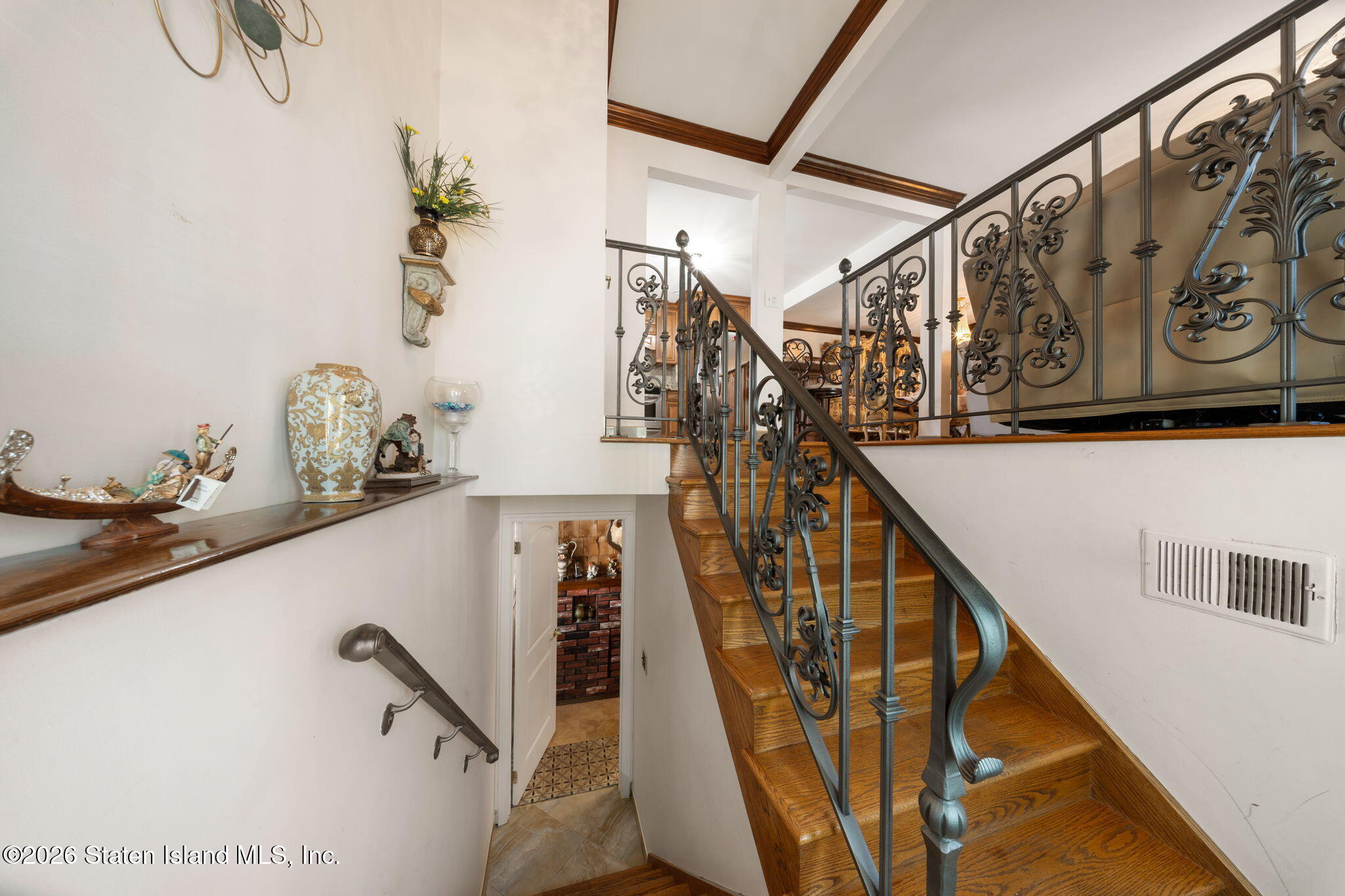 599 Foster Road