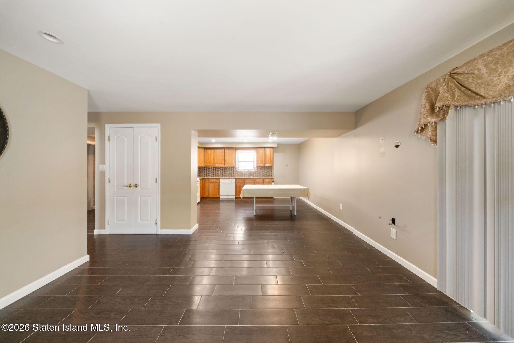 599 Foster Road