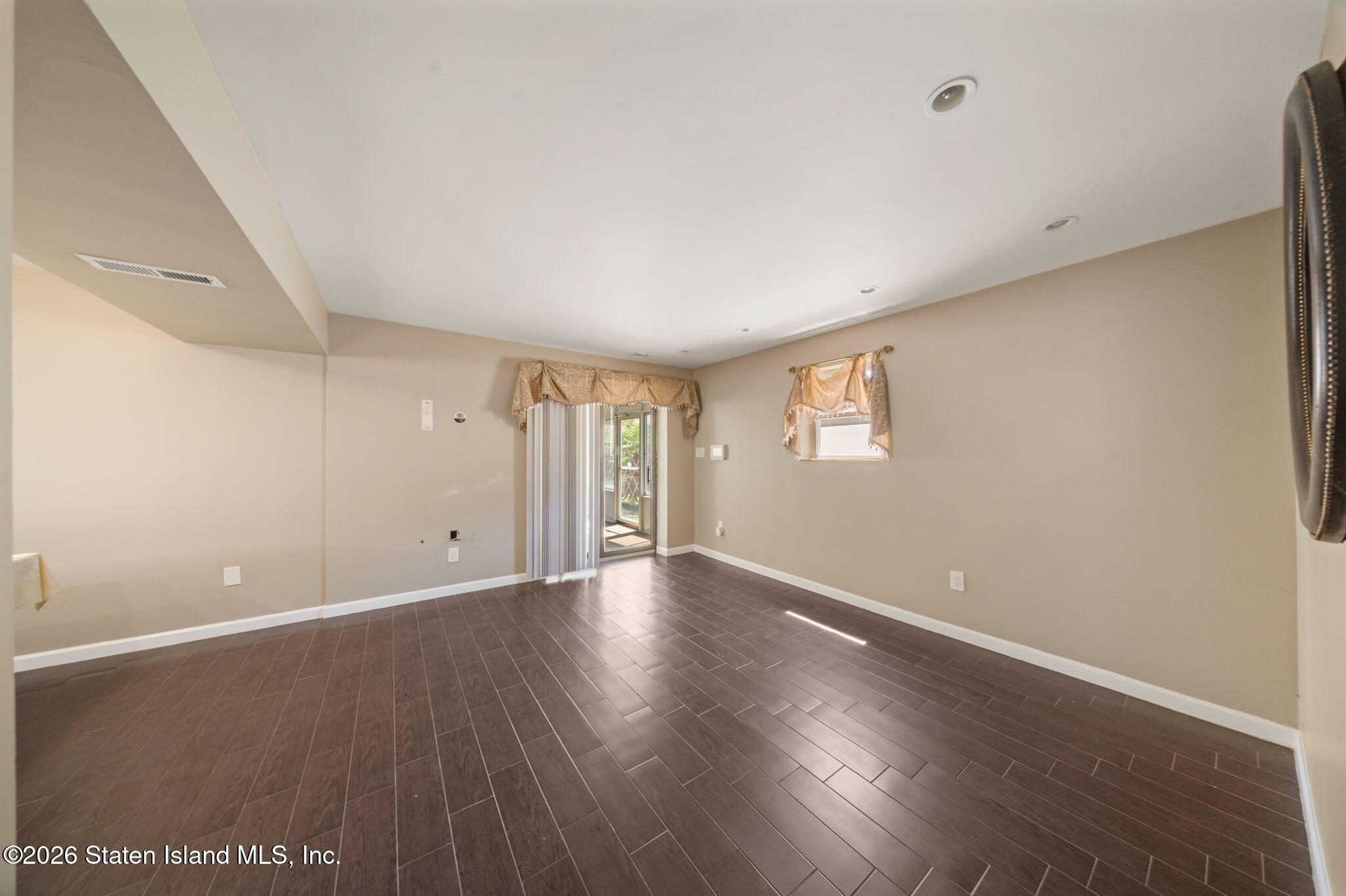 599 Foster Road