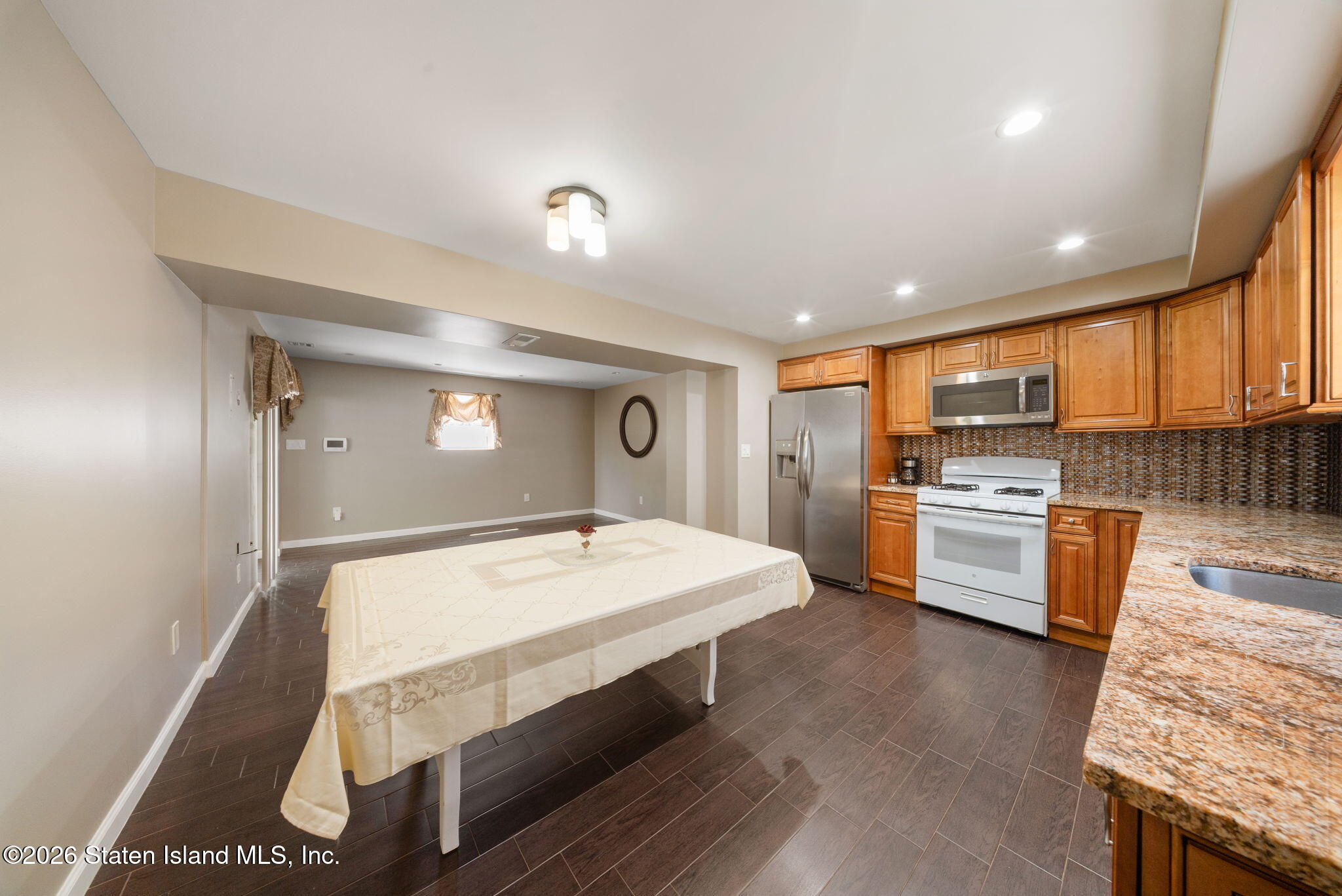 599 Foster Road
