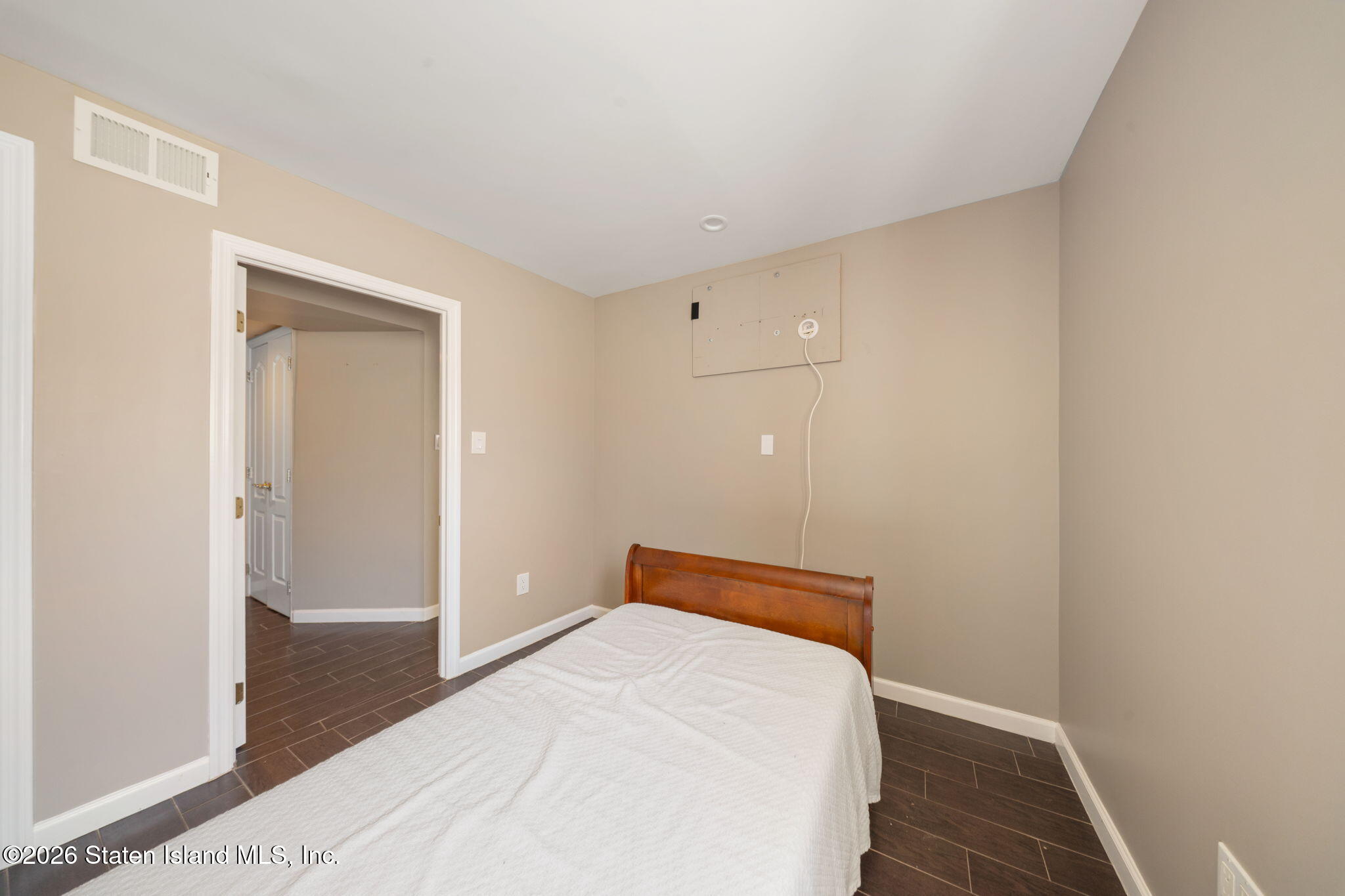 599 Foster Road