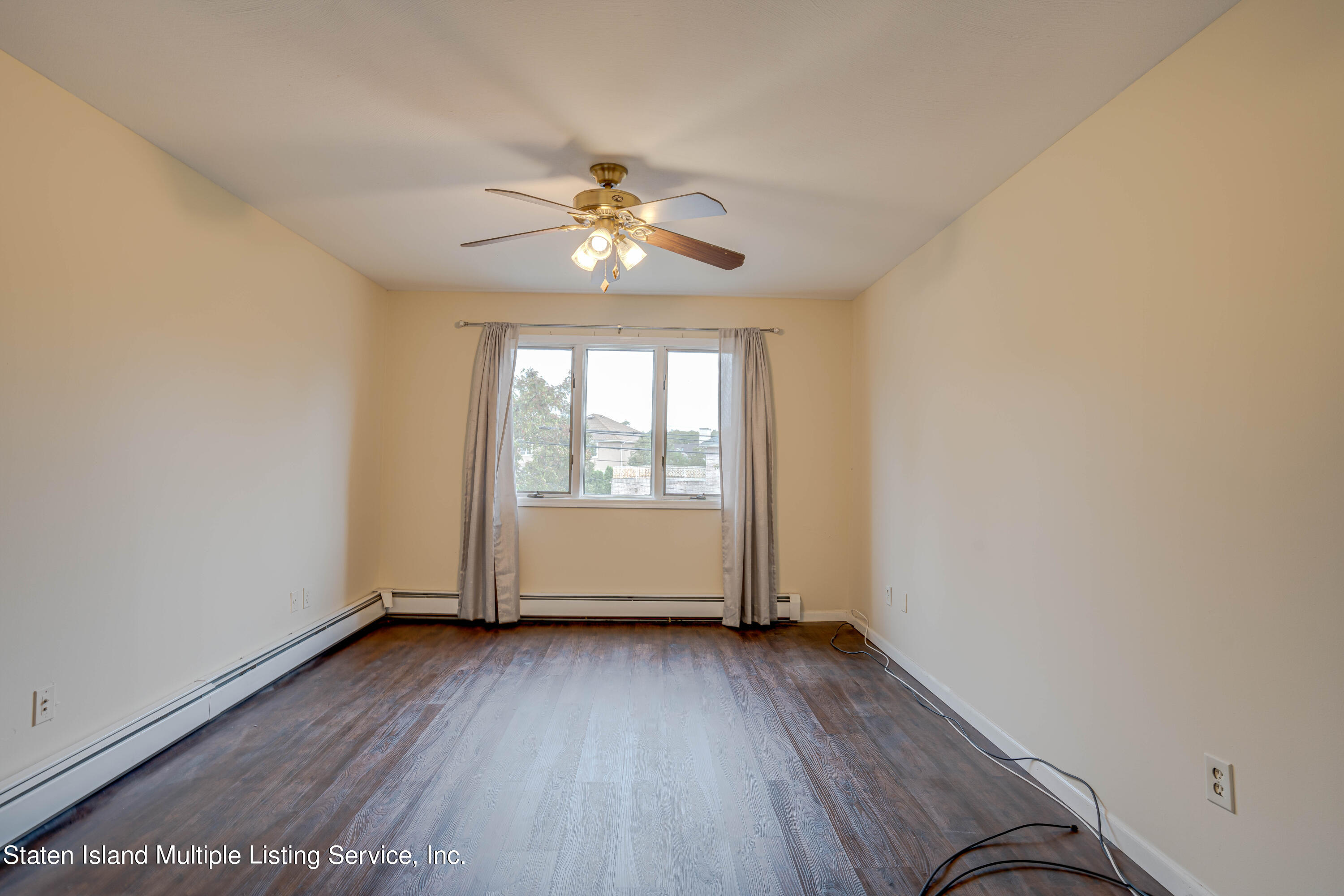 307 S Railroad Street