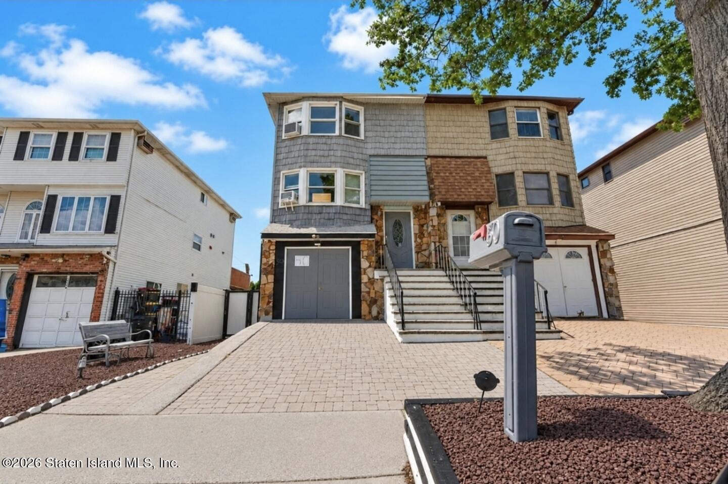50 Leggett Place