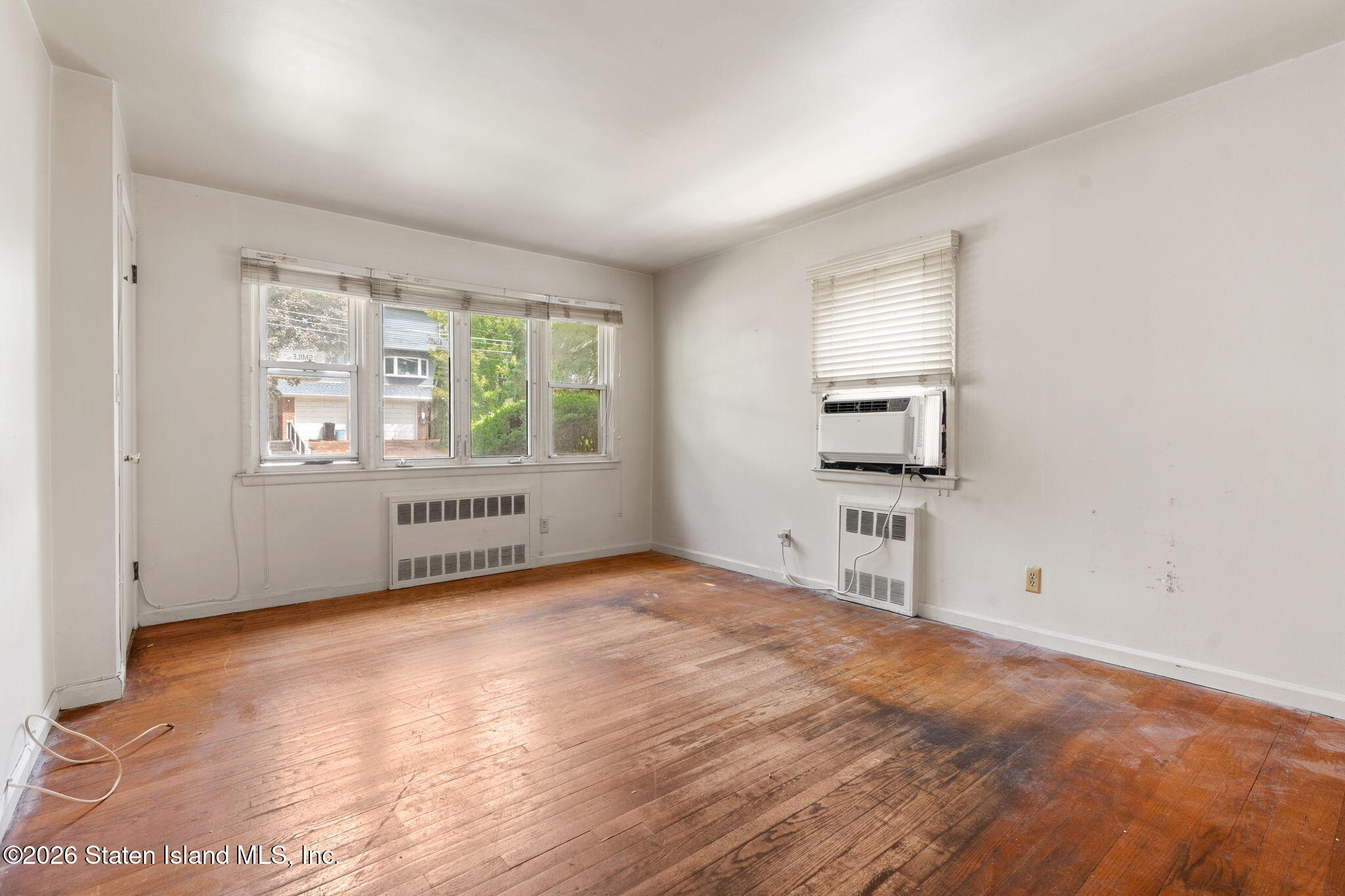 126 Grand Avenue