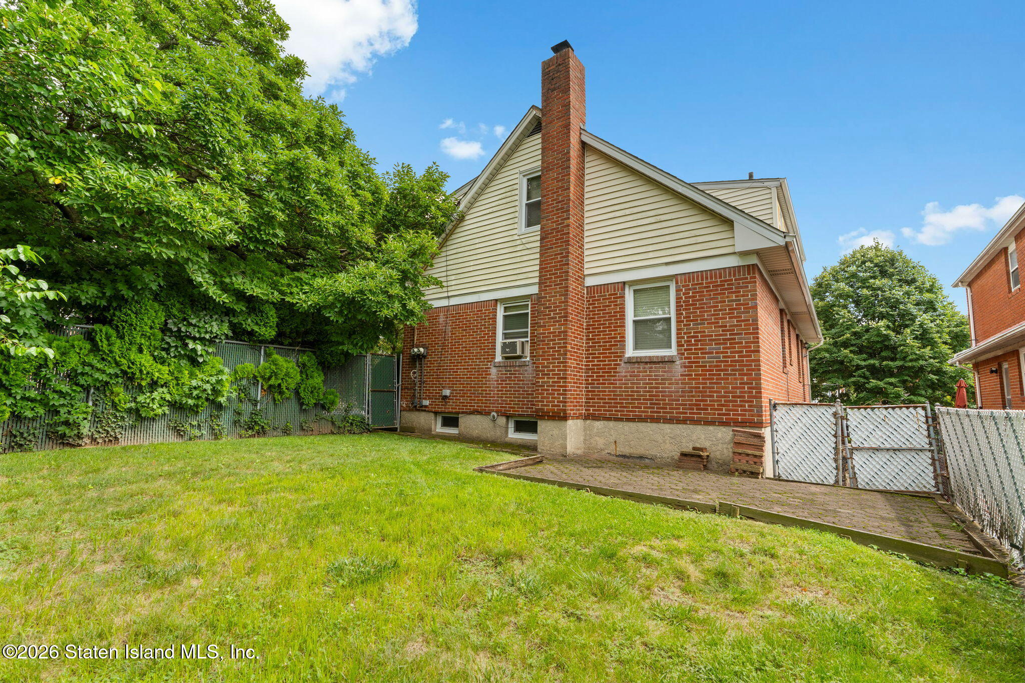 126 Grand Avenue