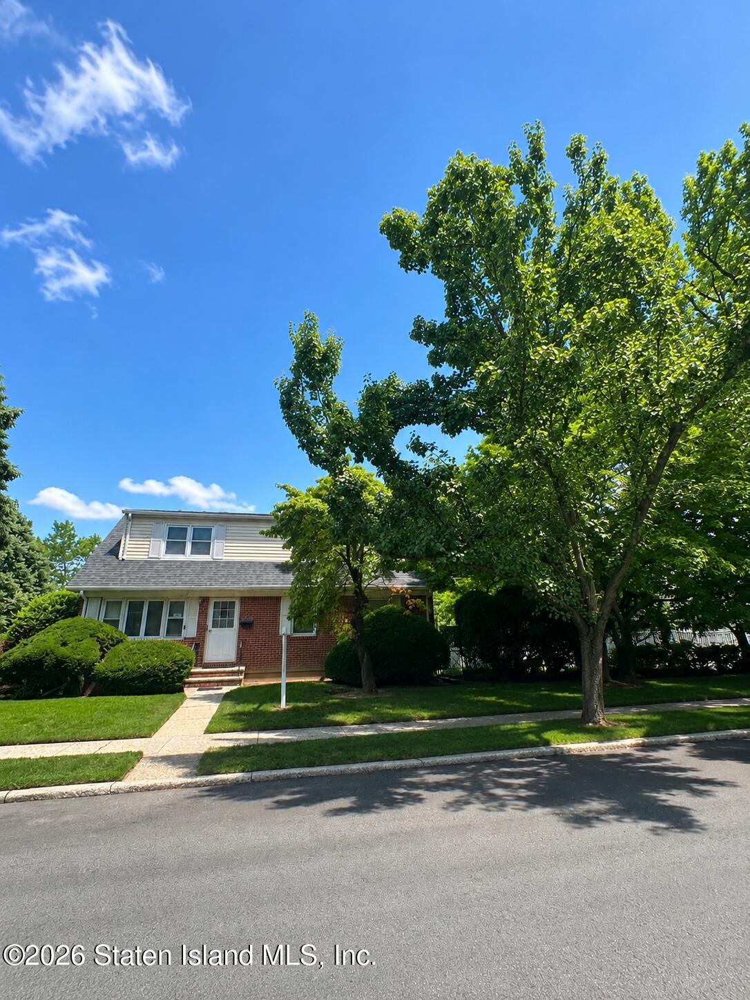 126 Grand Avenue
