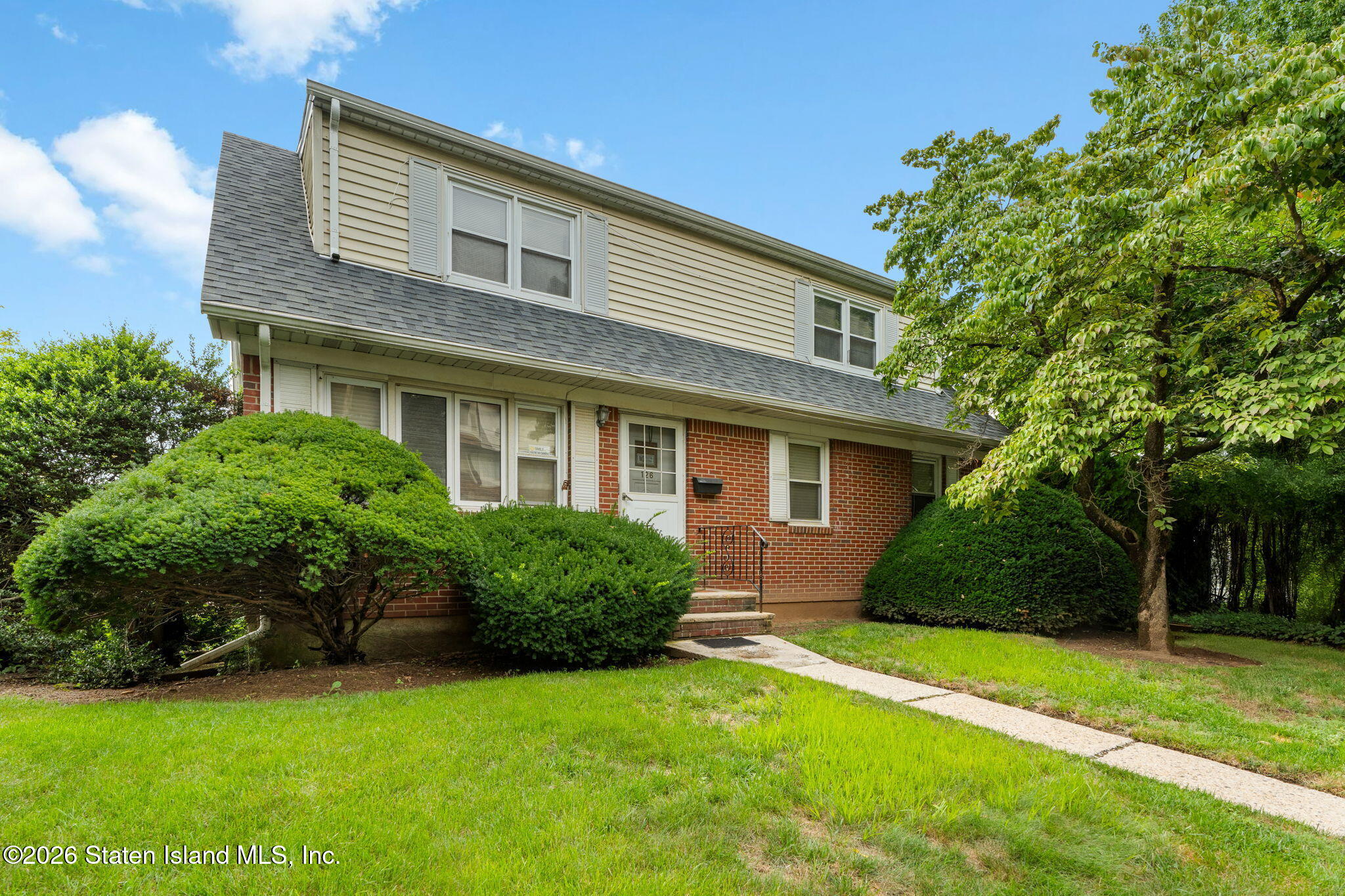 126 Grand Avenue