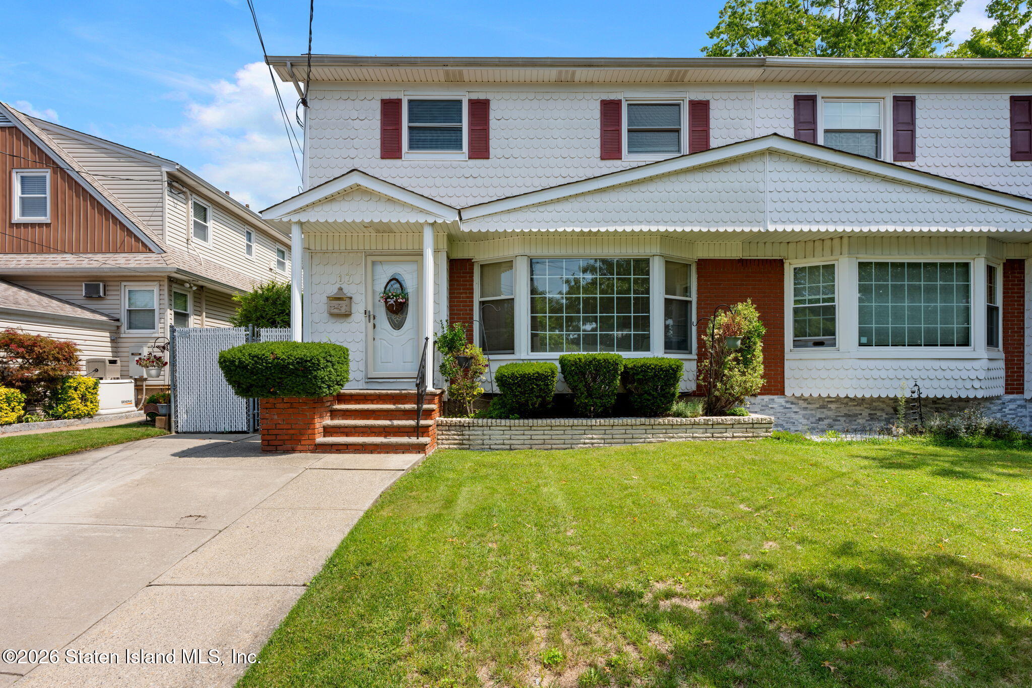 17 Lindenwood Road