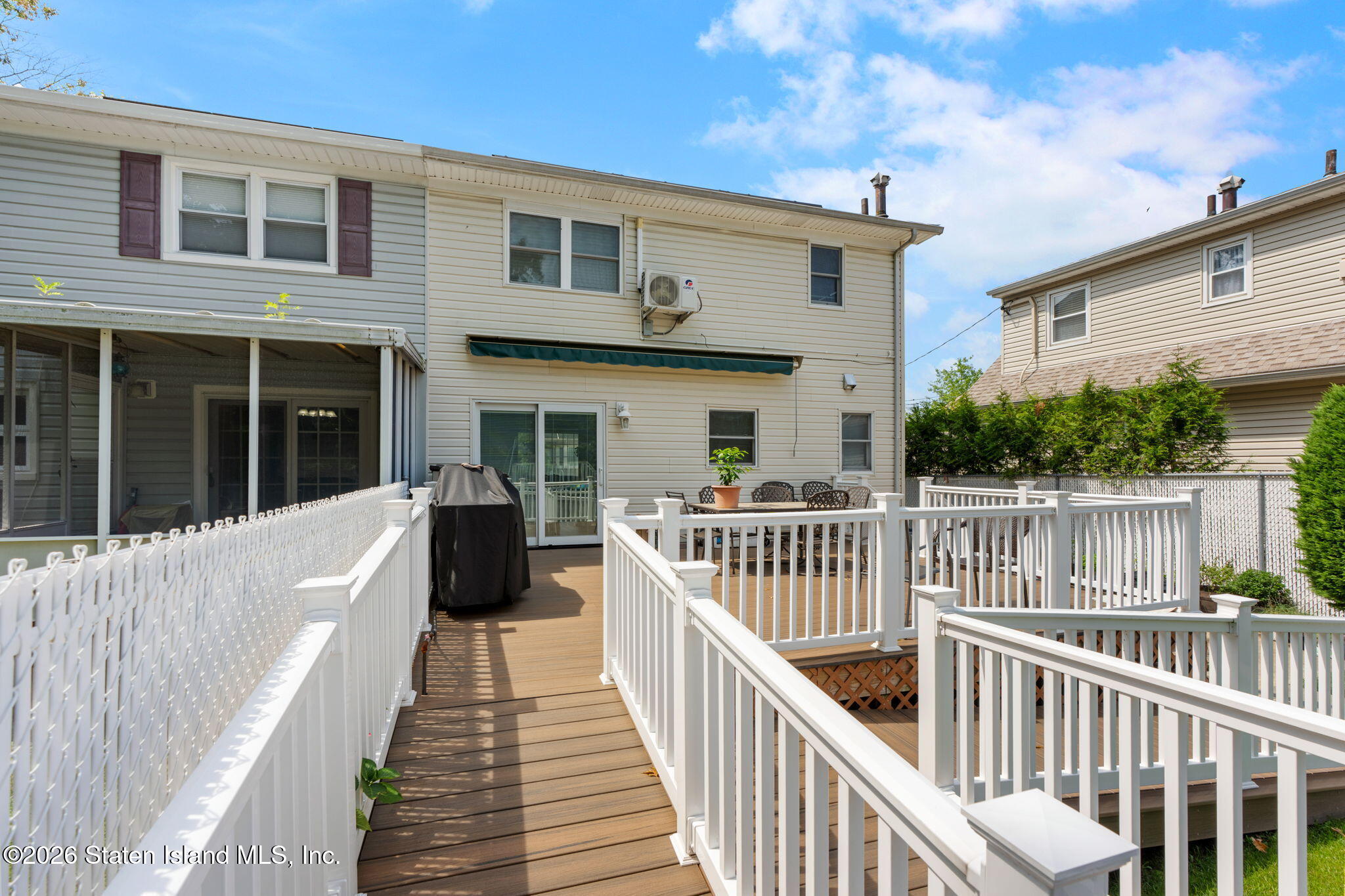 17 Lindenwood Road