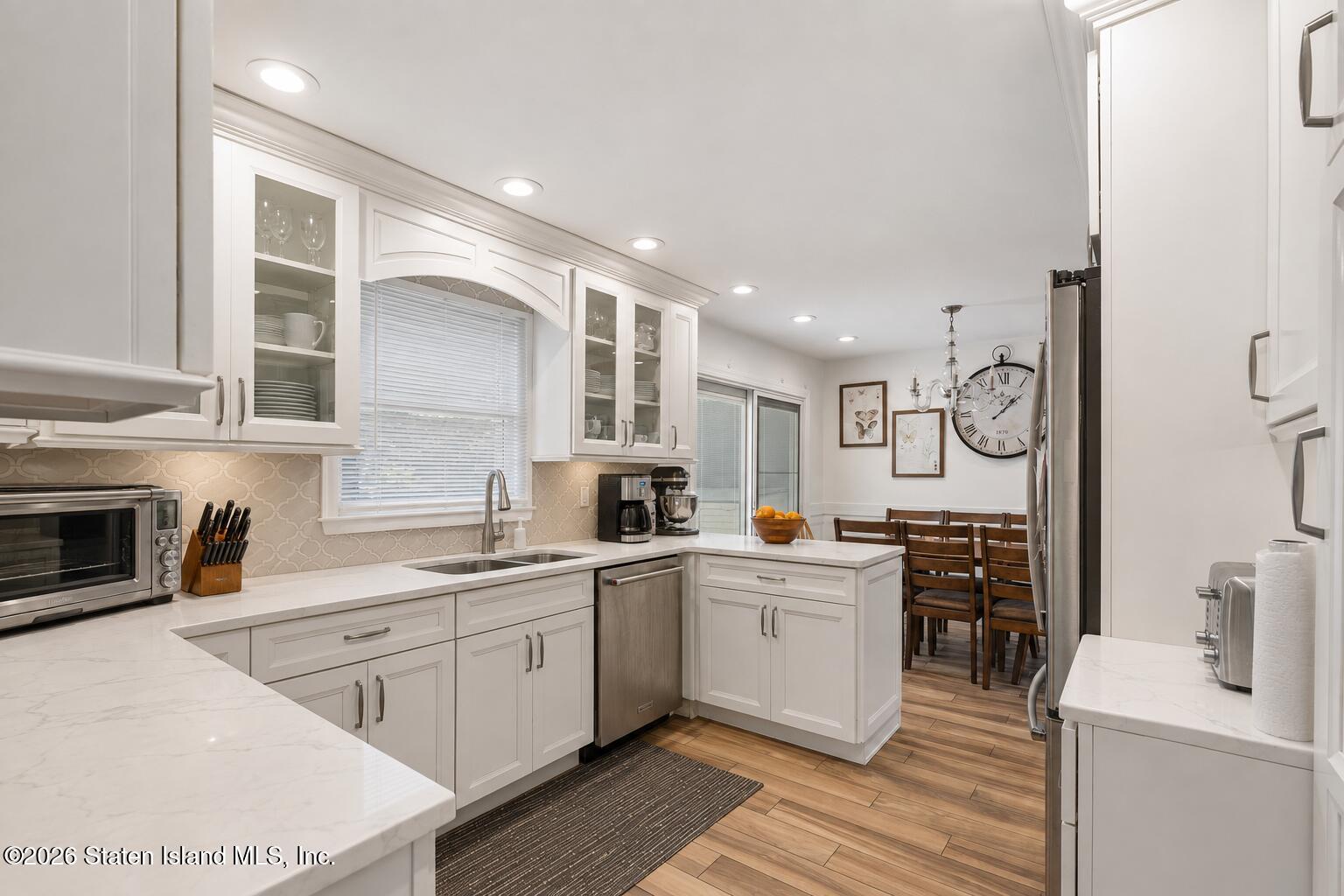 17 Lindenwood Road