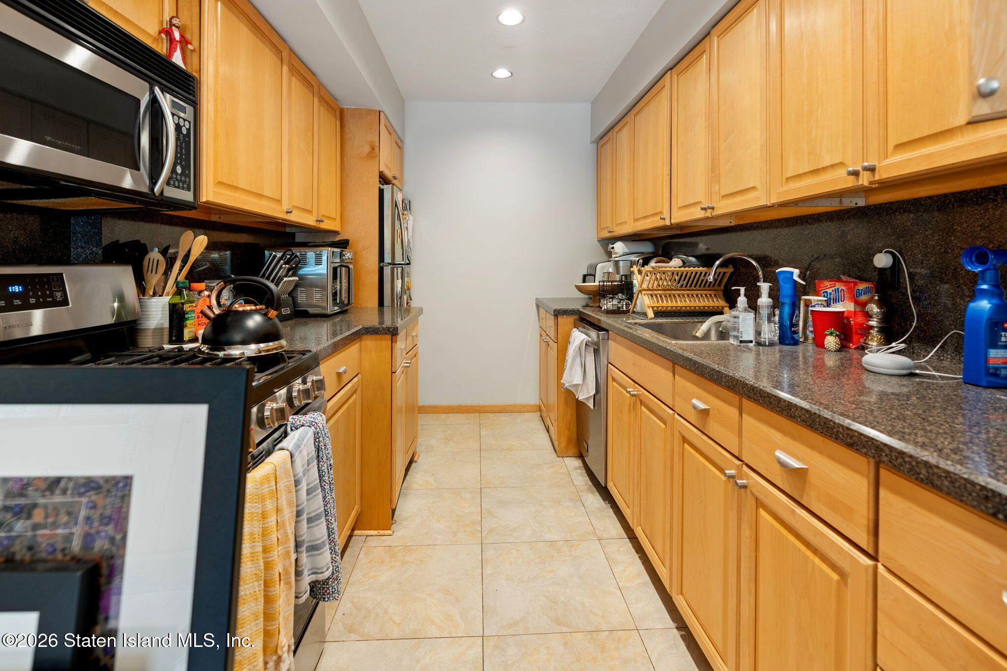 1728 Forest Hill Road
